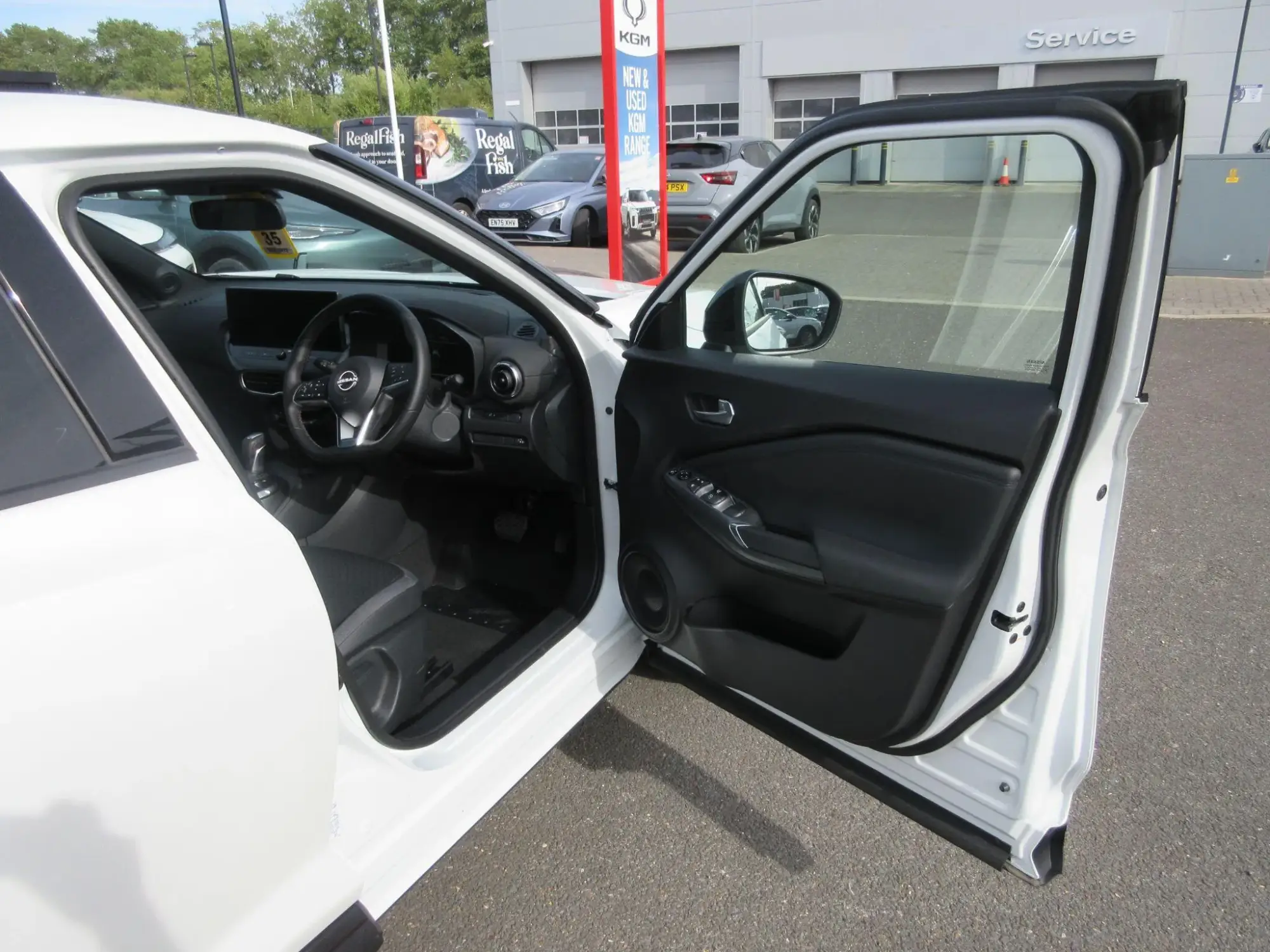 Nissan Juke Hybrid Image 27