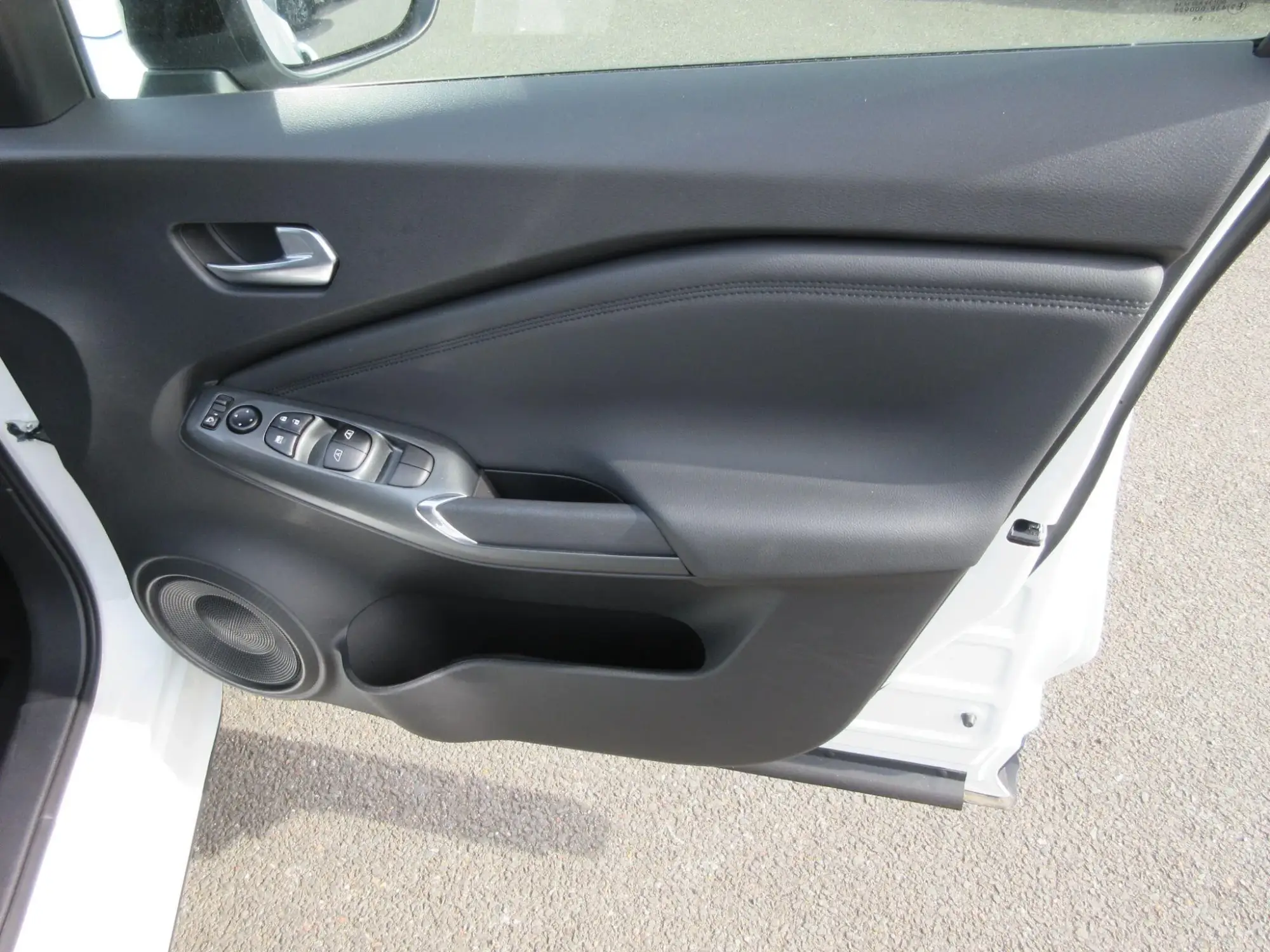 Nissan Juke Hybrid Image 28