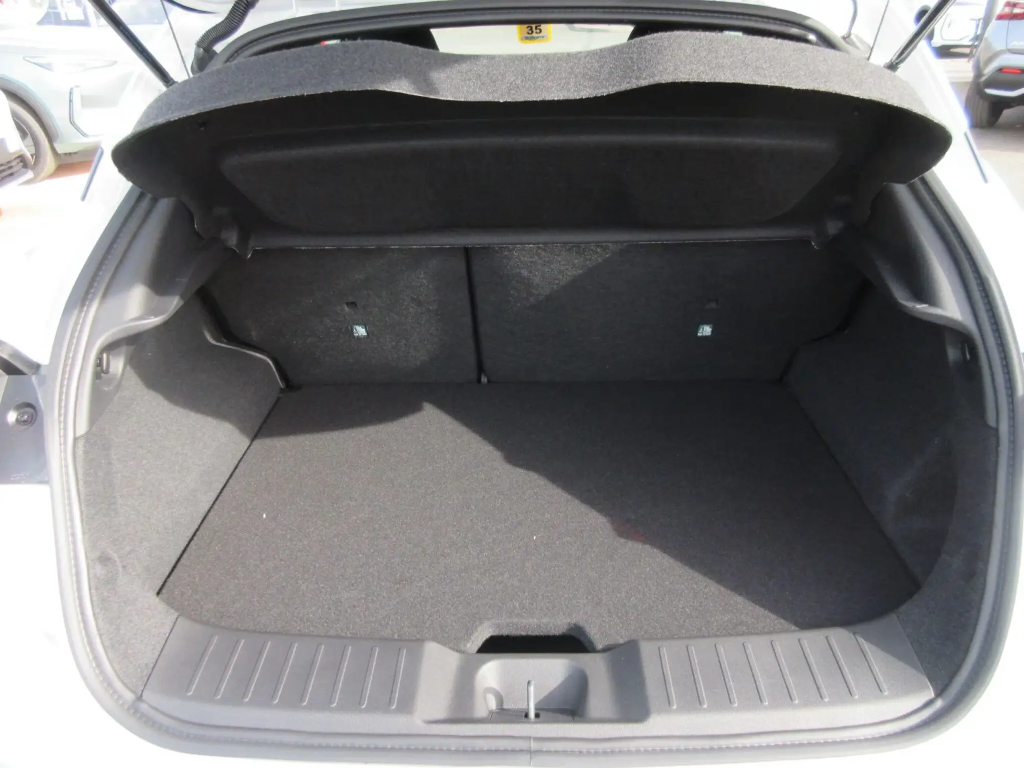 Nissan Juke Hybrid Image 36
