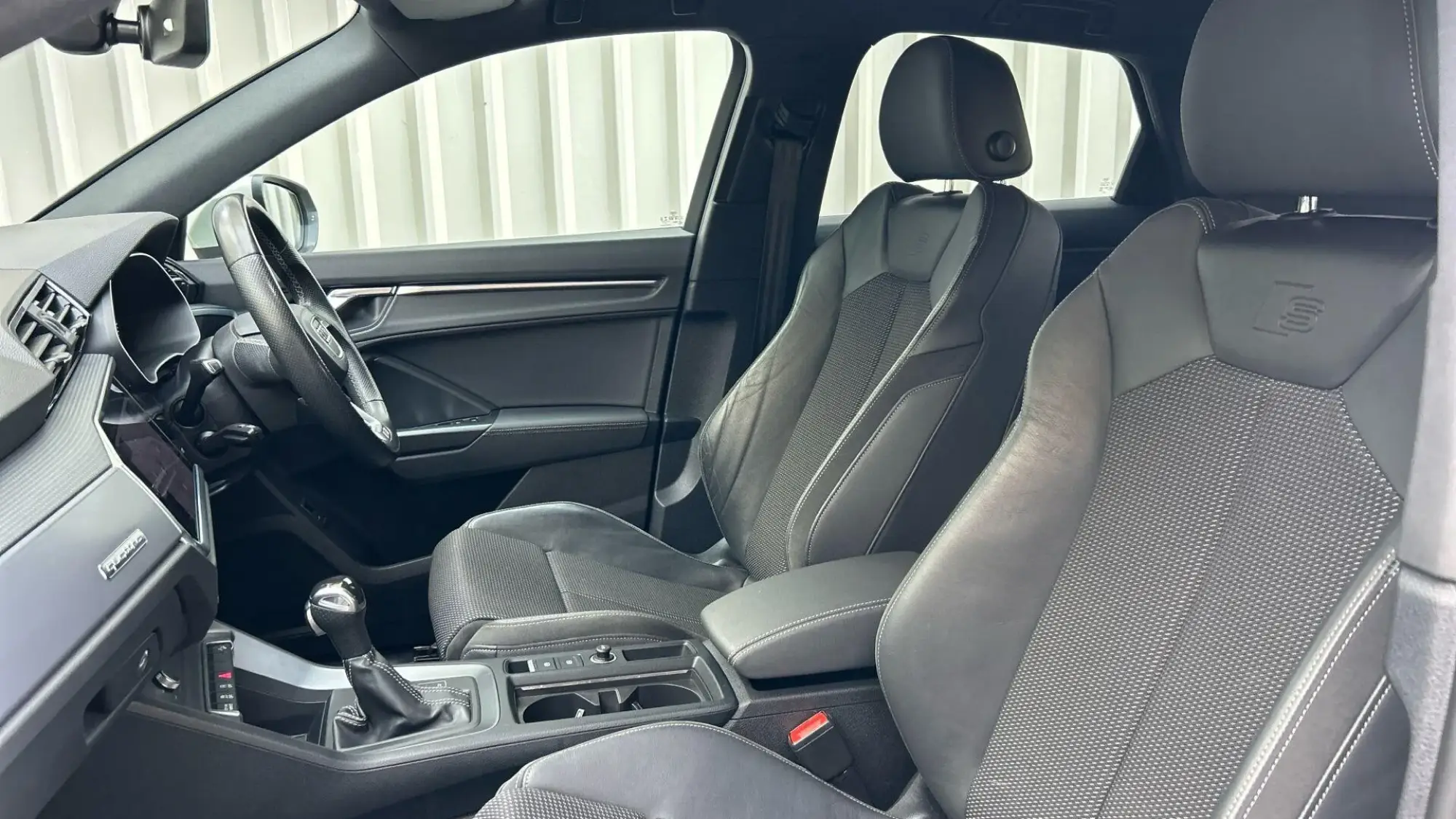 Audi Q3 Image 14