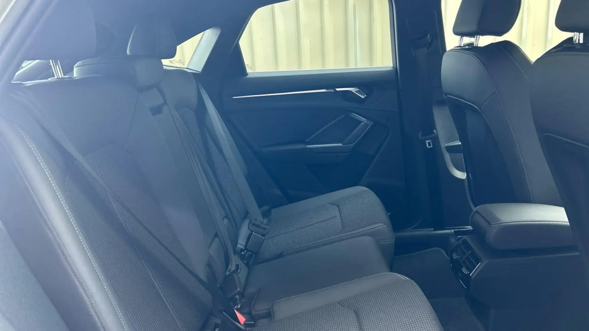 Audi Q3 Image 16