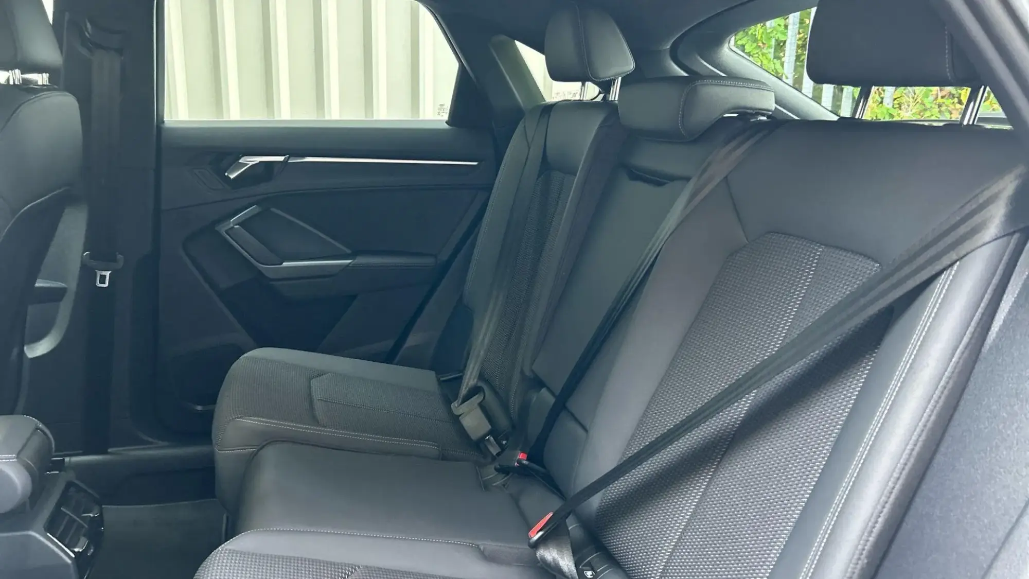 Audi Q3 Image 17