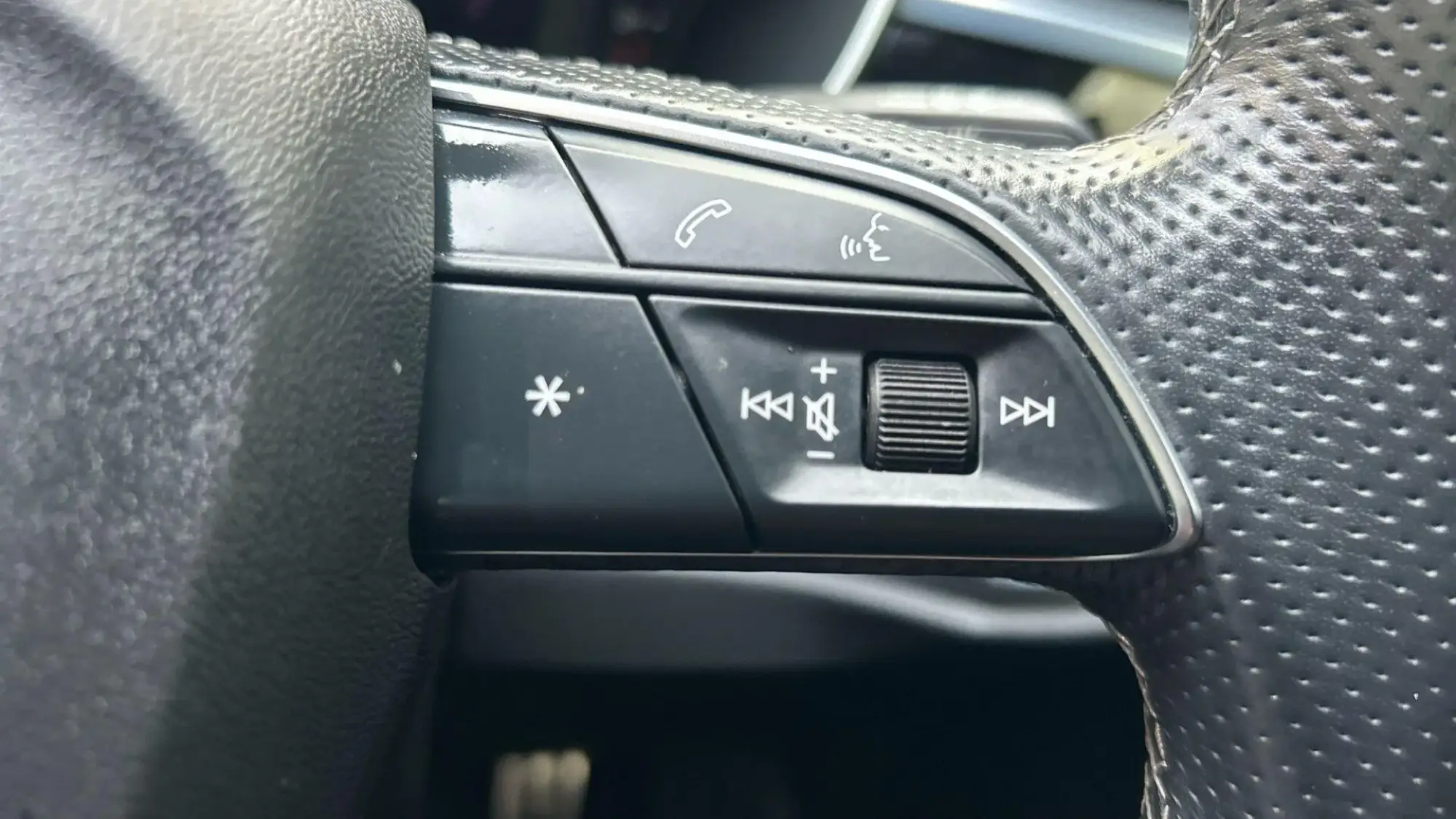 Audi Q3 Image 42