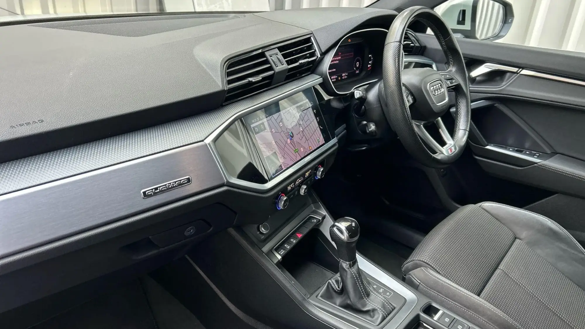 Audi Q3 Image 44