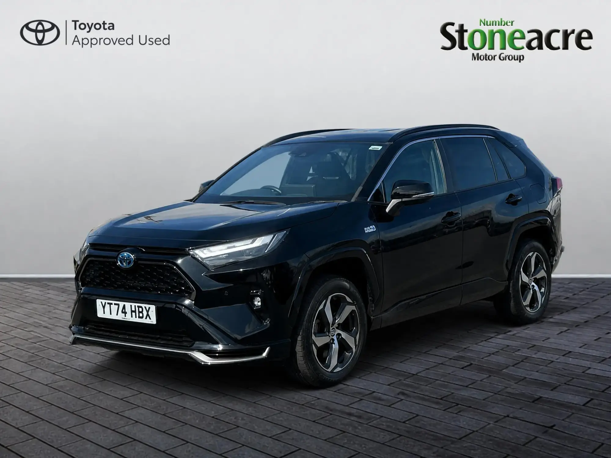 Toyota RAV4 Plug-in Hybrid Image 7