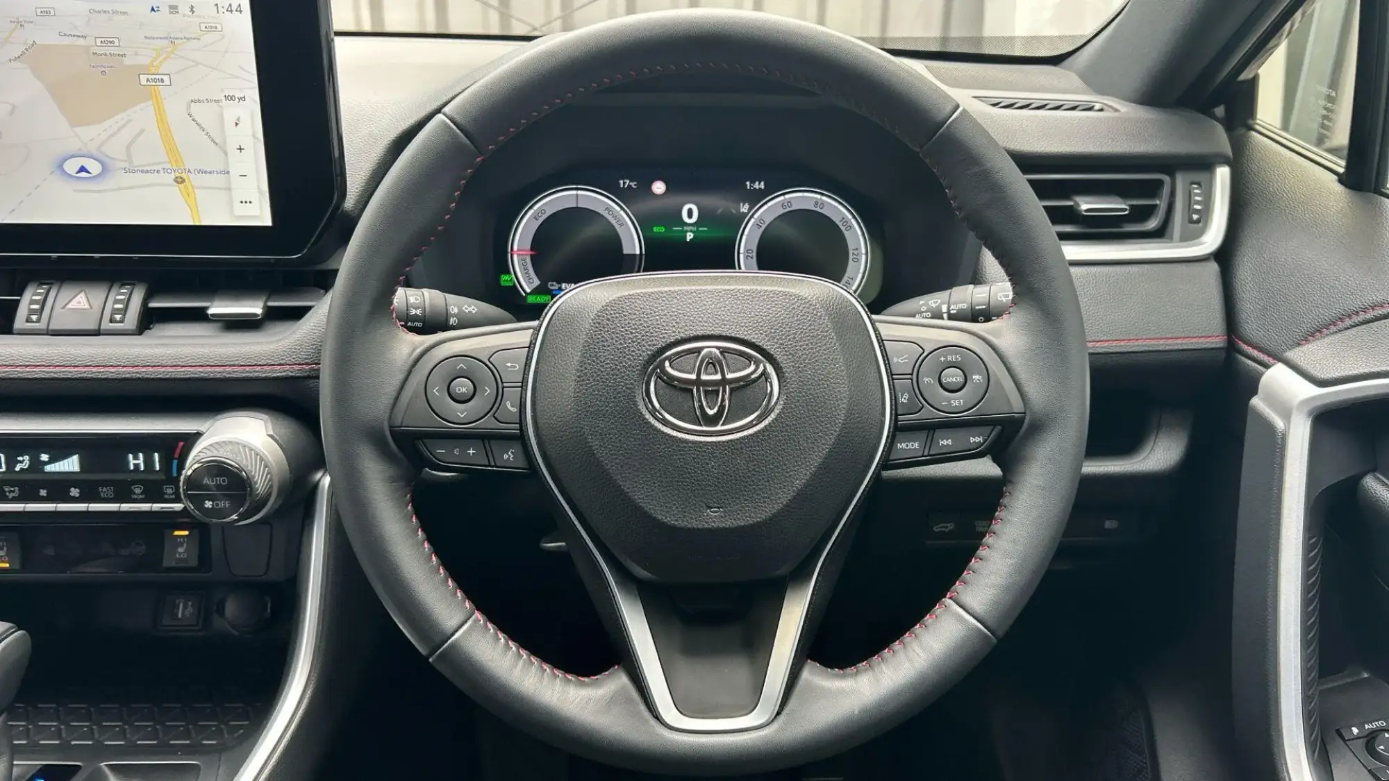 Toyota RAV4 Plug-in Hybrid Image 12