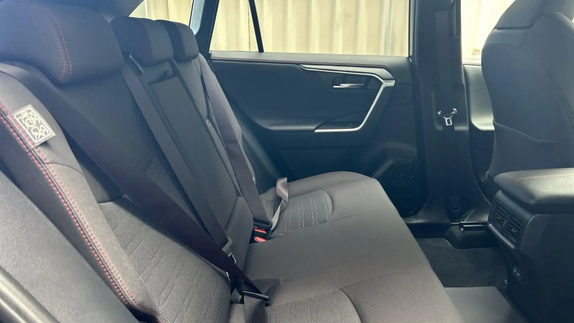 Toyota RAV4 Plug-in Hybrid Image 16