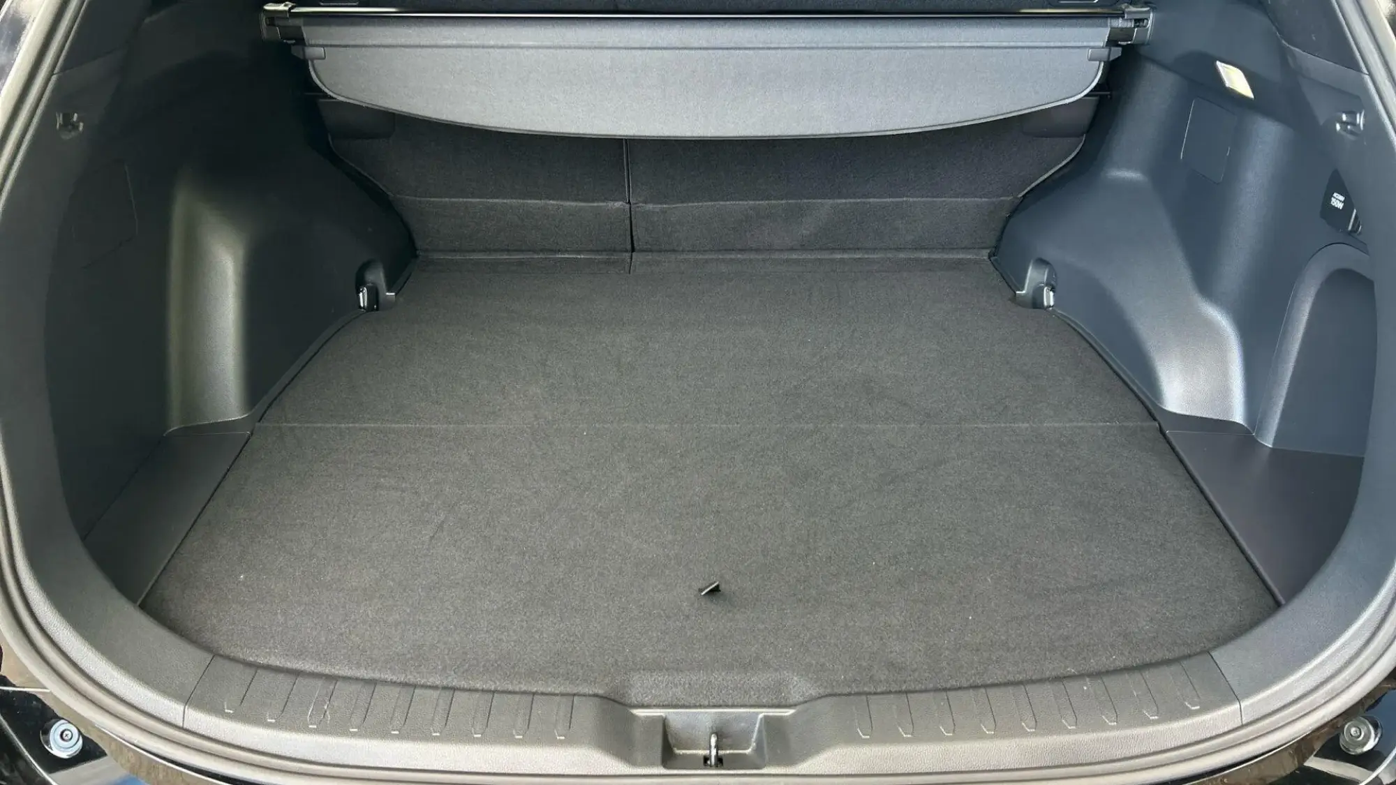 Toyota RAV4 Plug-in Hybrid Image 18