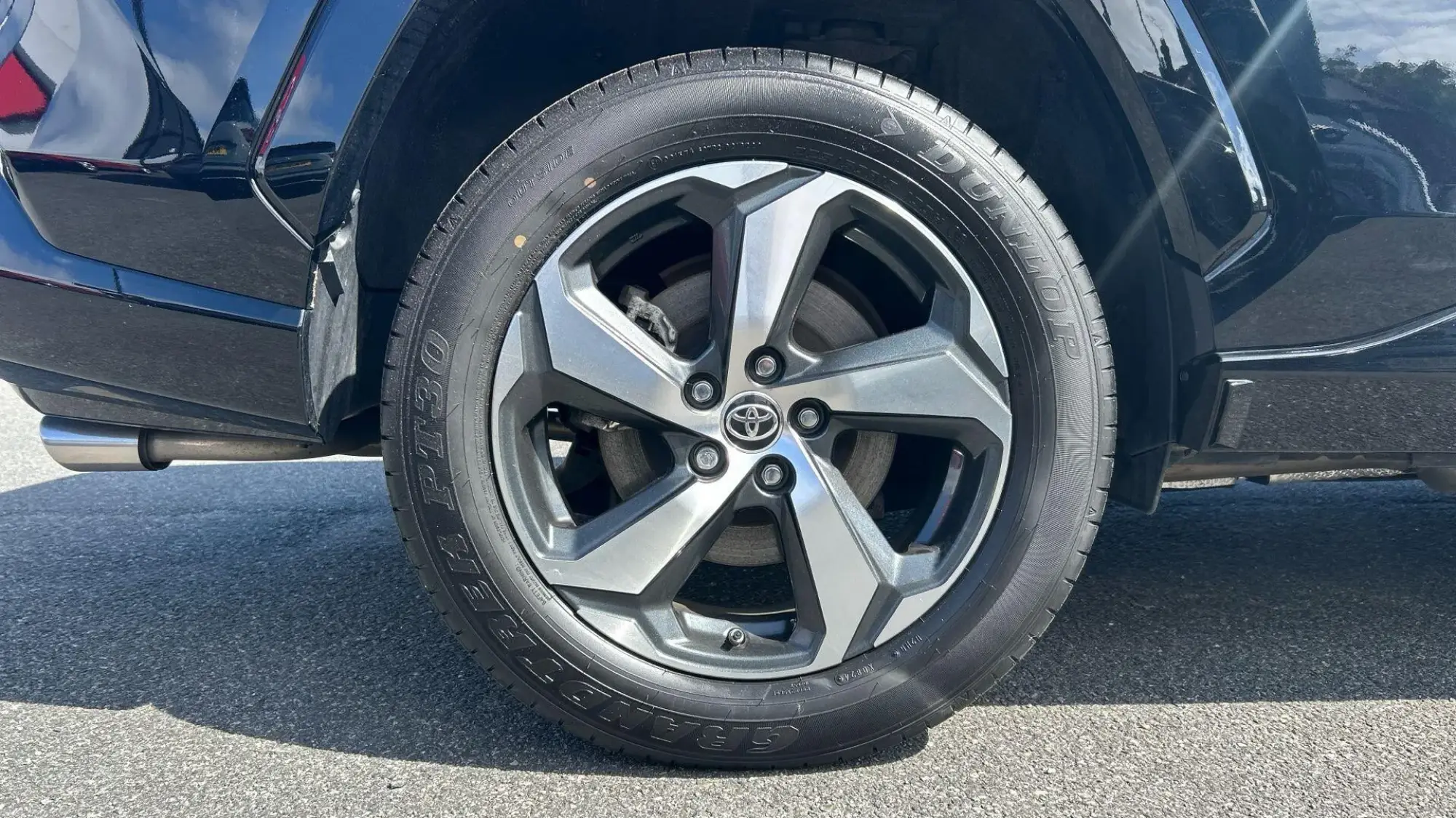 Toyota RAV4 Plug-in Hybrid Image 19