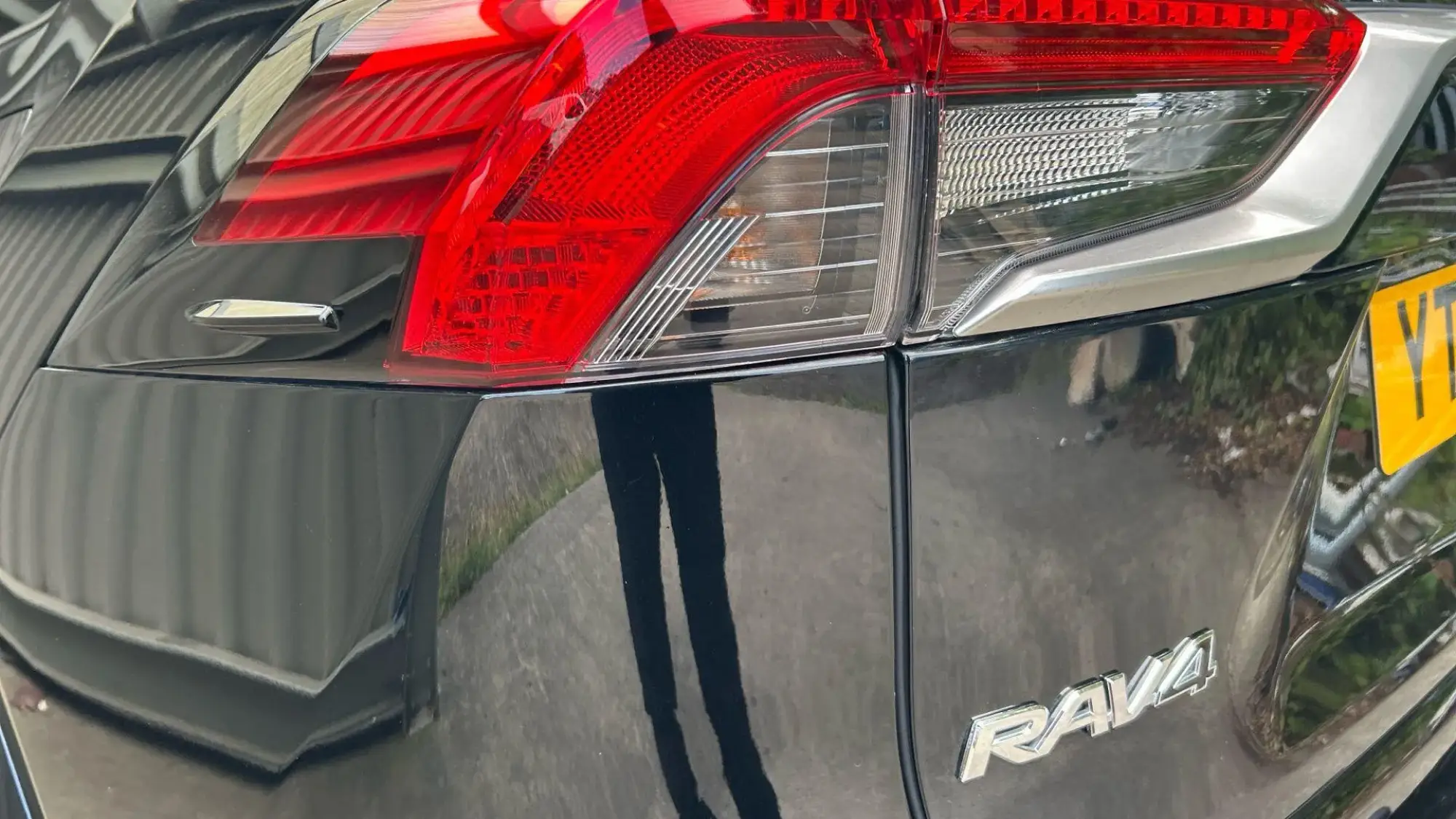 Toyota RAV4 Plug-in Hybrid Image 43