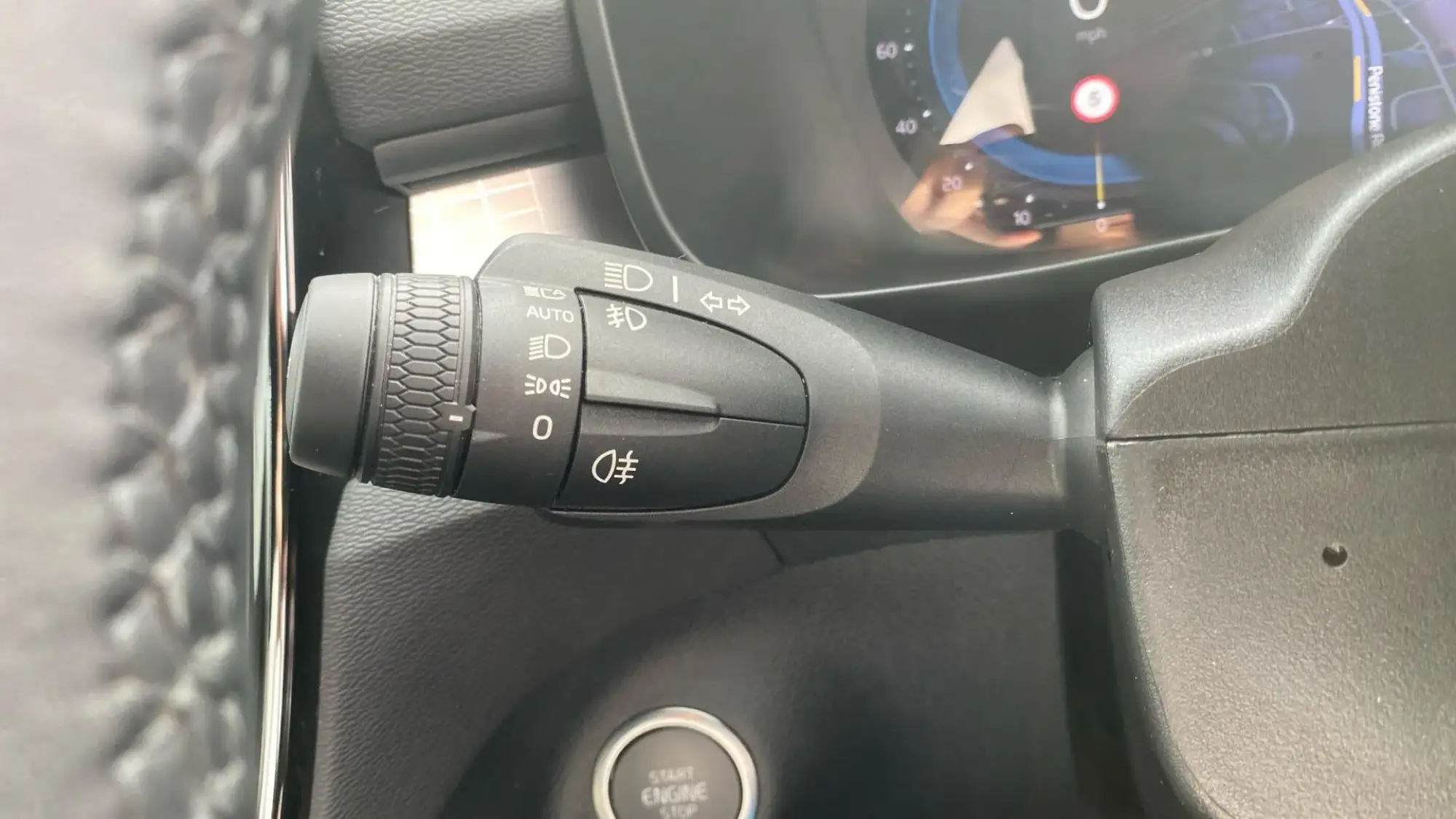 Volvo XC40 Image 15