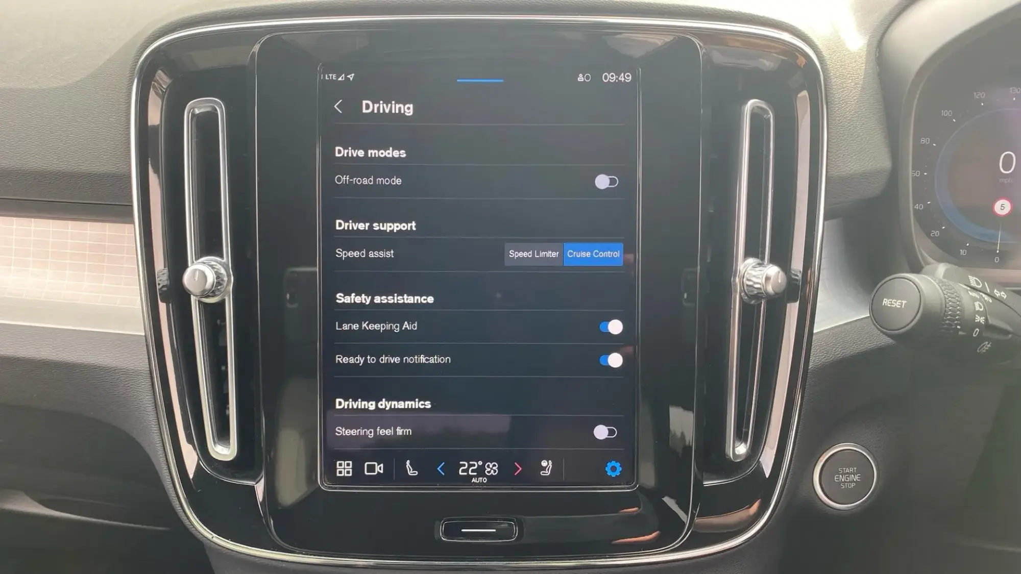 Volvo XC40 Image 32