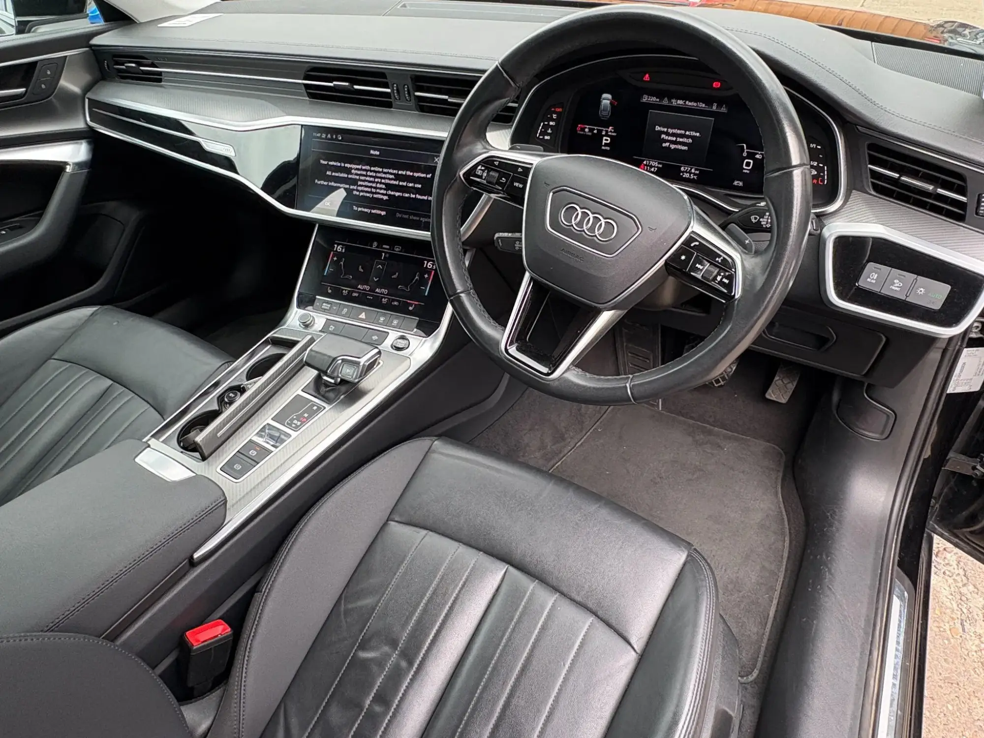 Audi A6 Avant Image 13