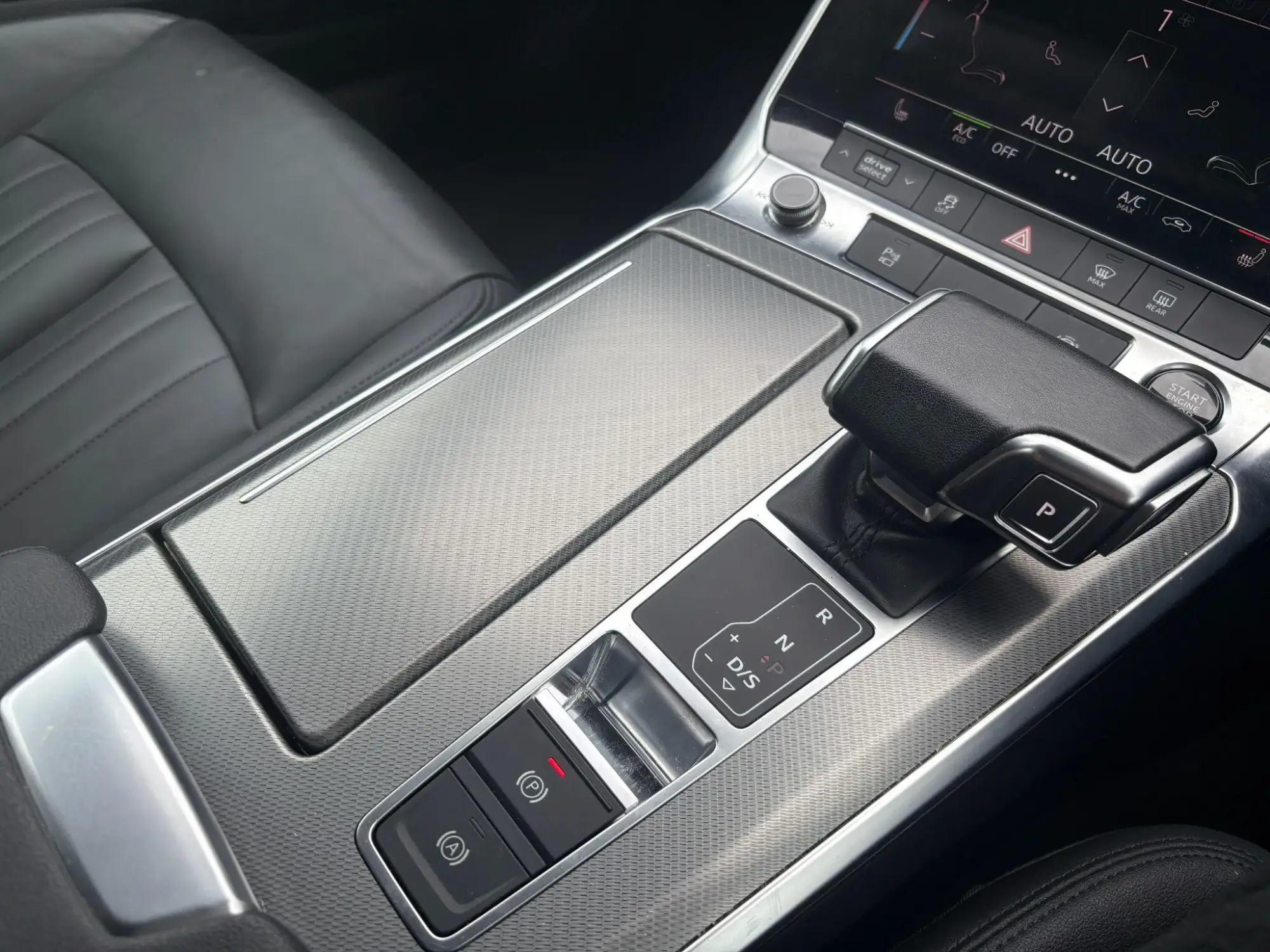 Audi A6 Avant Image 18