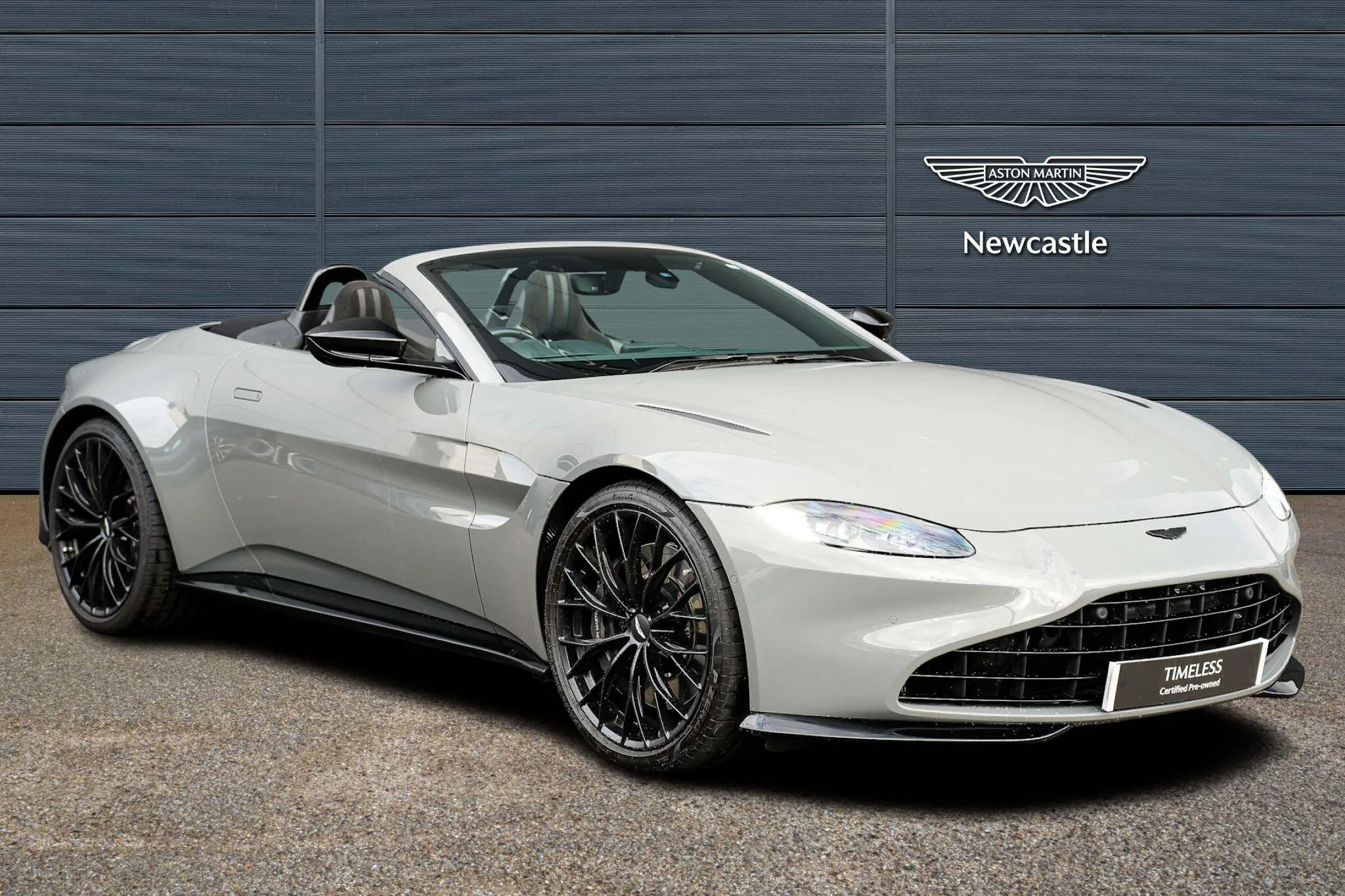 Aston Martin Vantage Roadster Aston Martin Vantage Roadster