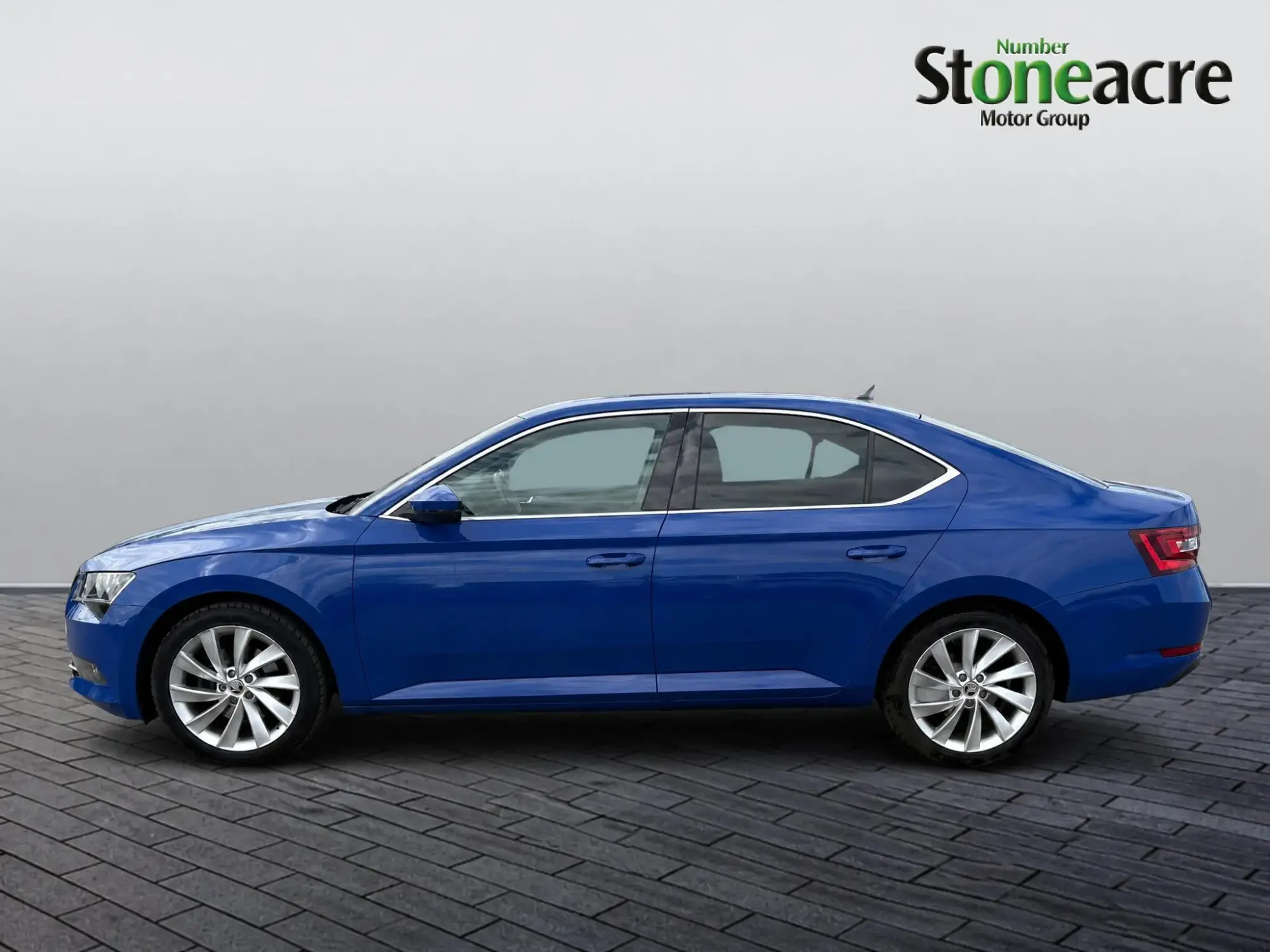 Skoda Superb Image 4