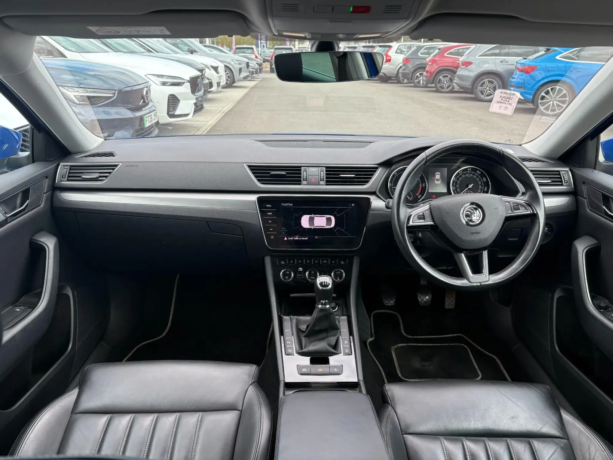 Skoda Superb Image 11