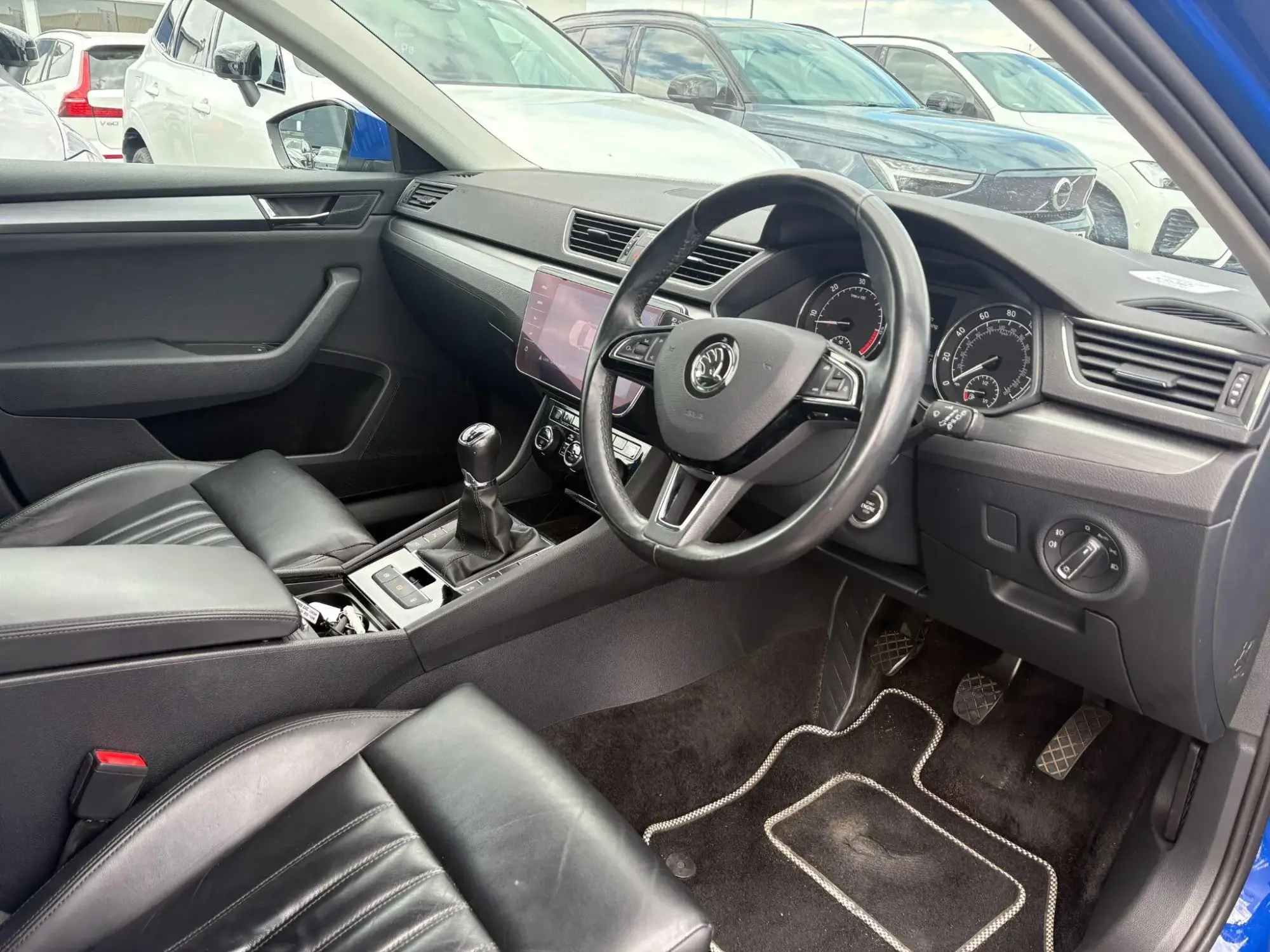 Skoda Superb Image 12