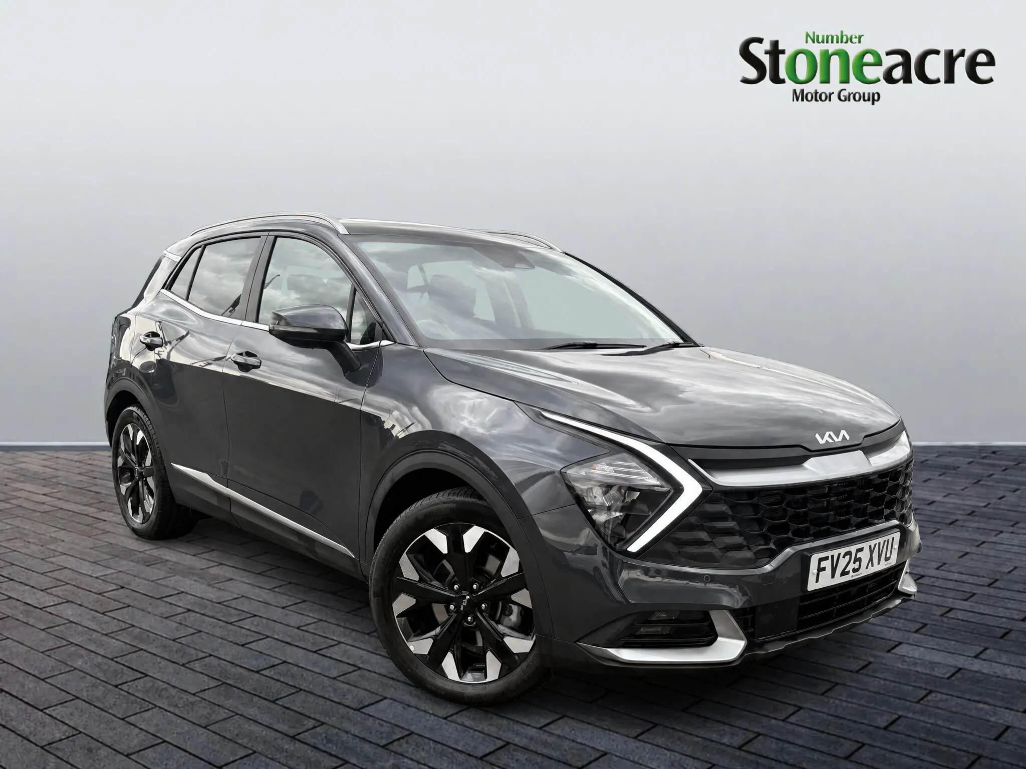 Kia Sportage Plug-In Hybrid listing photo