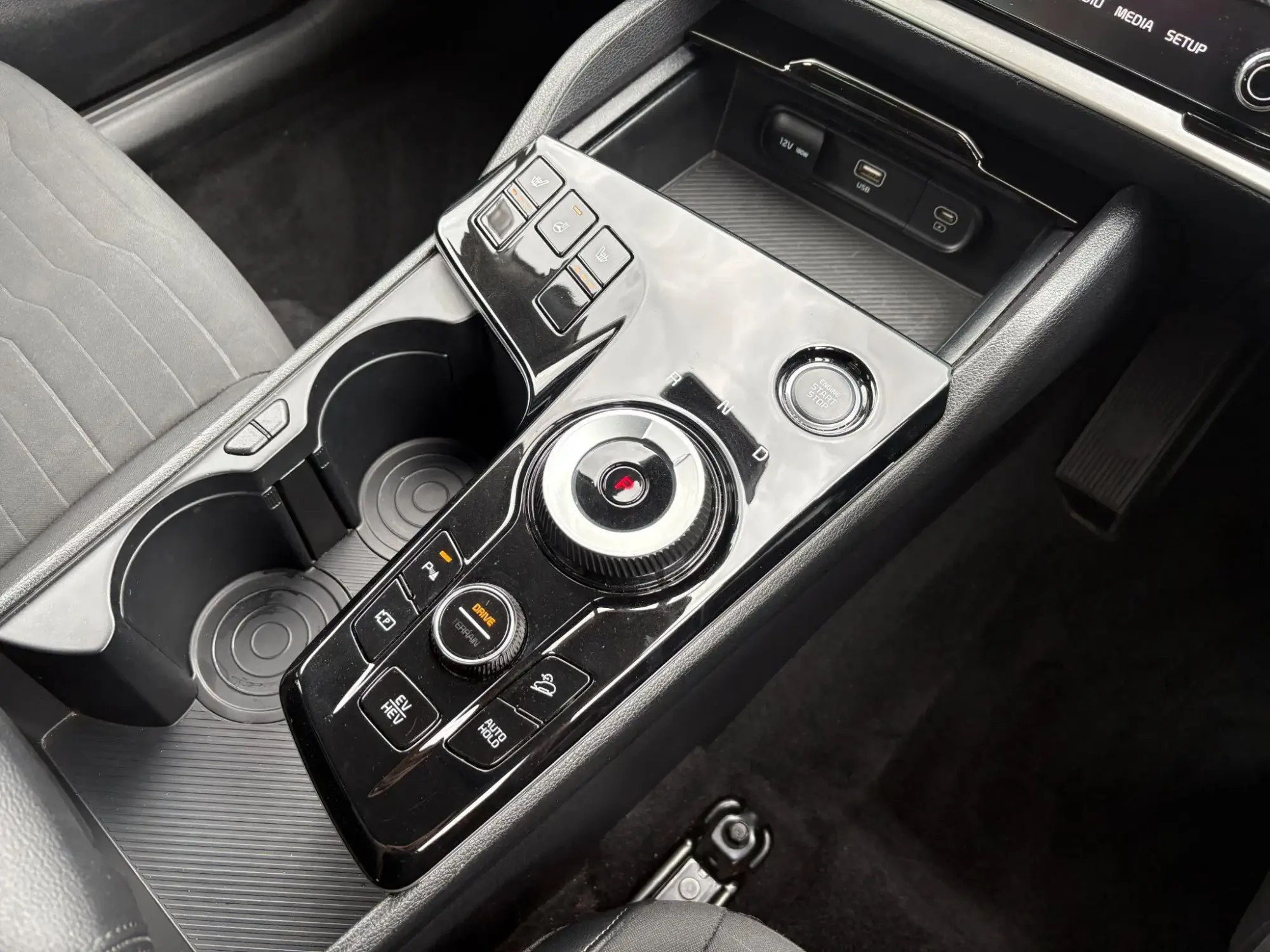 Kia Sportage Plug-In Hybrid Image 9
