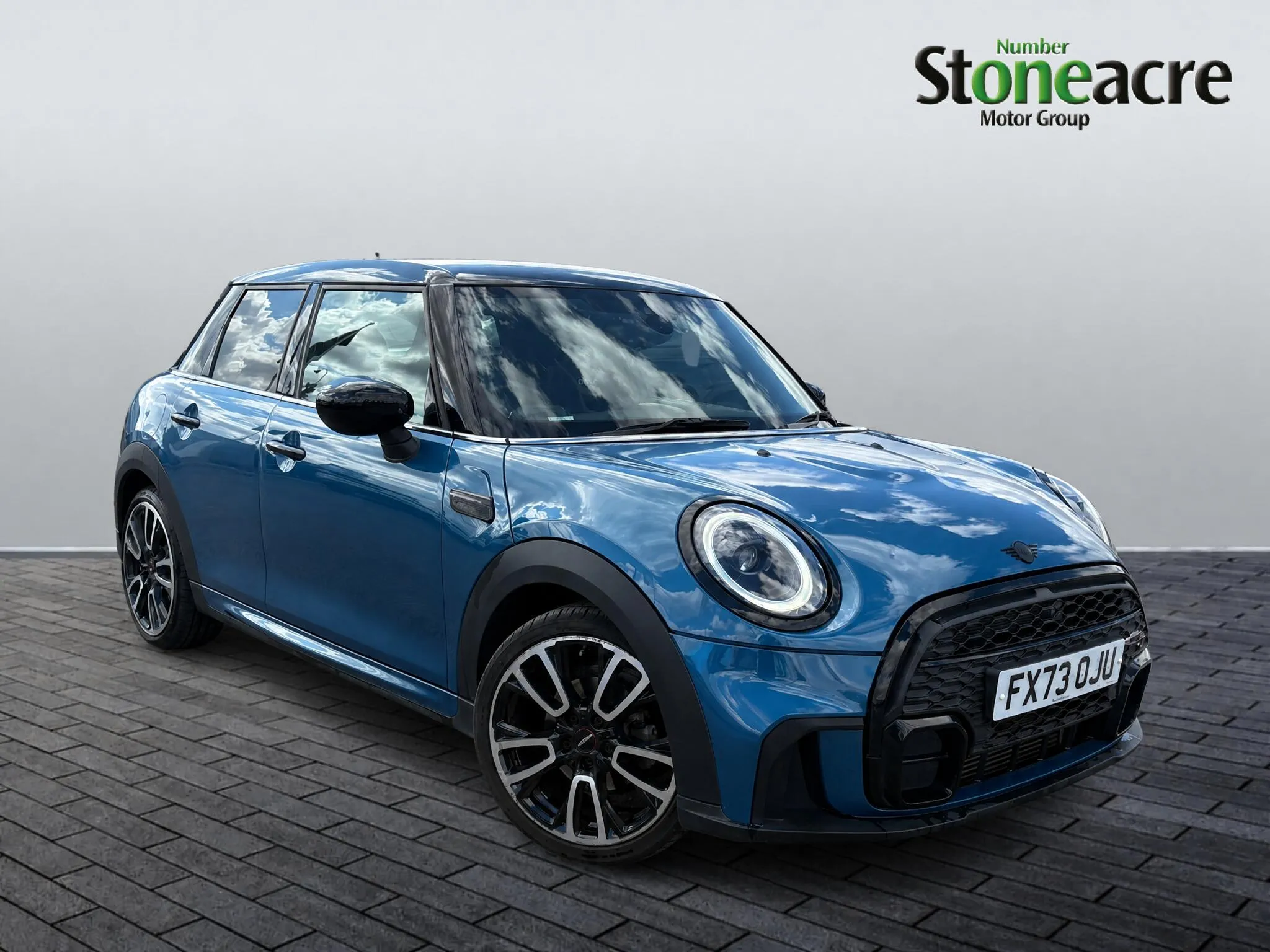 MINI Hatch dealer public-web source image