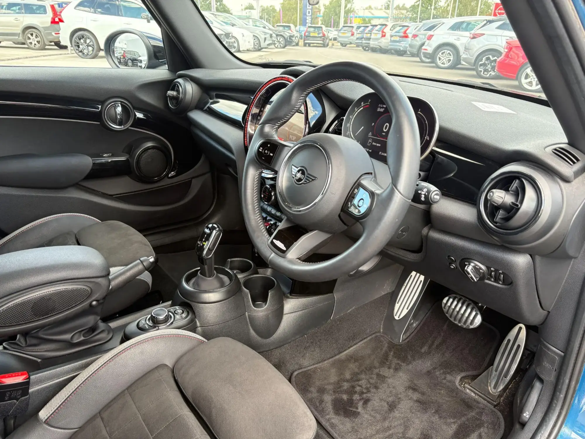 MINI Hatch Image 13 MINI Hatch Image 13