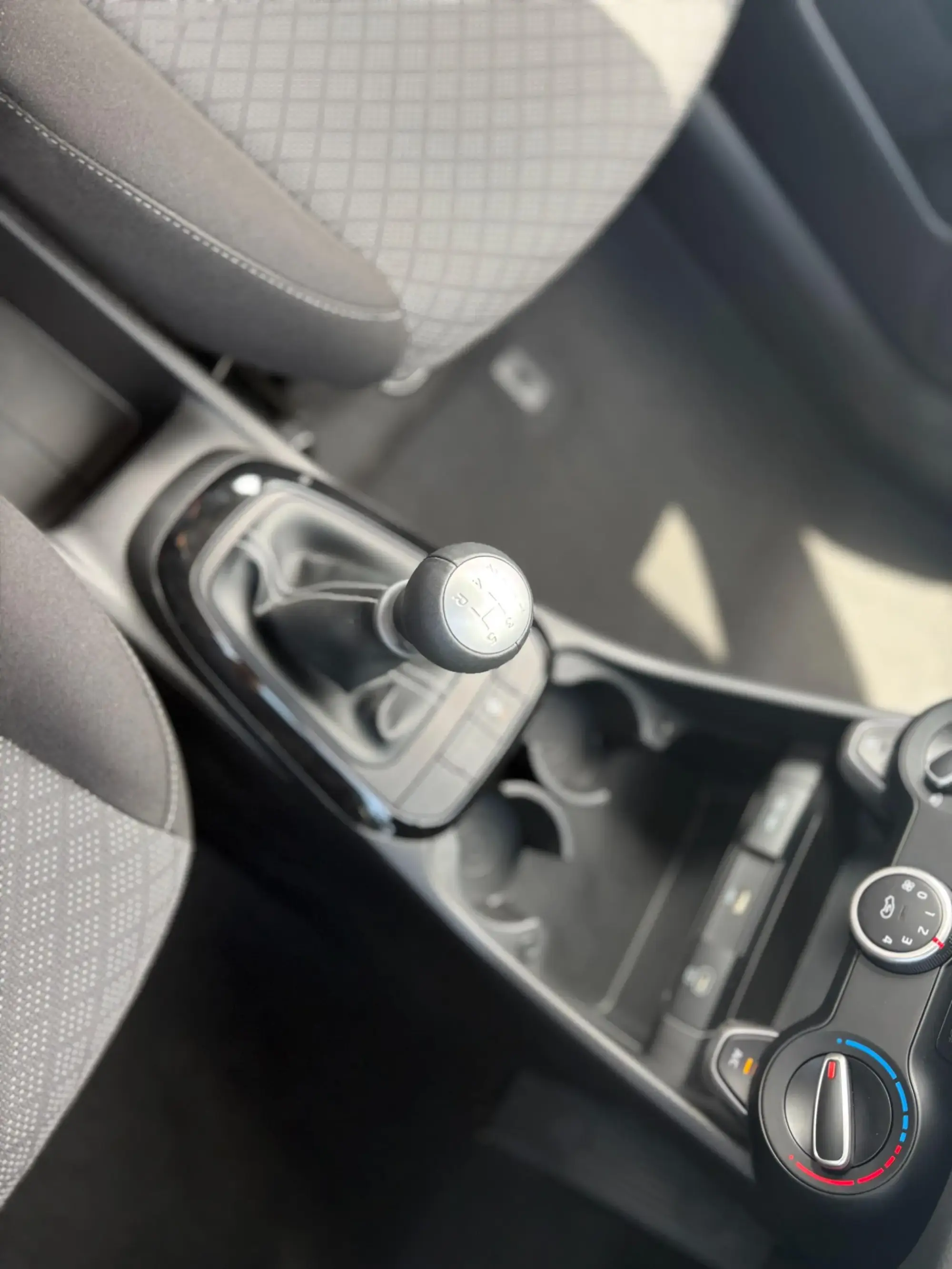 Kia Picanto Image 11
