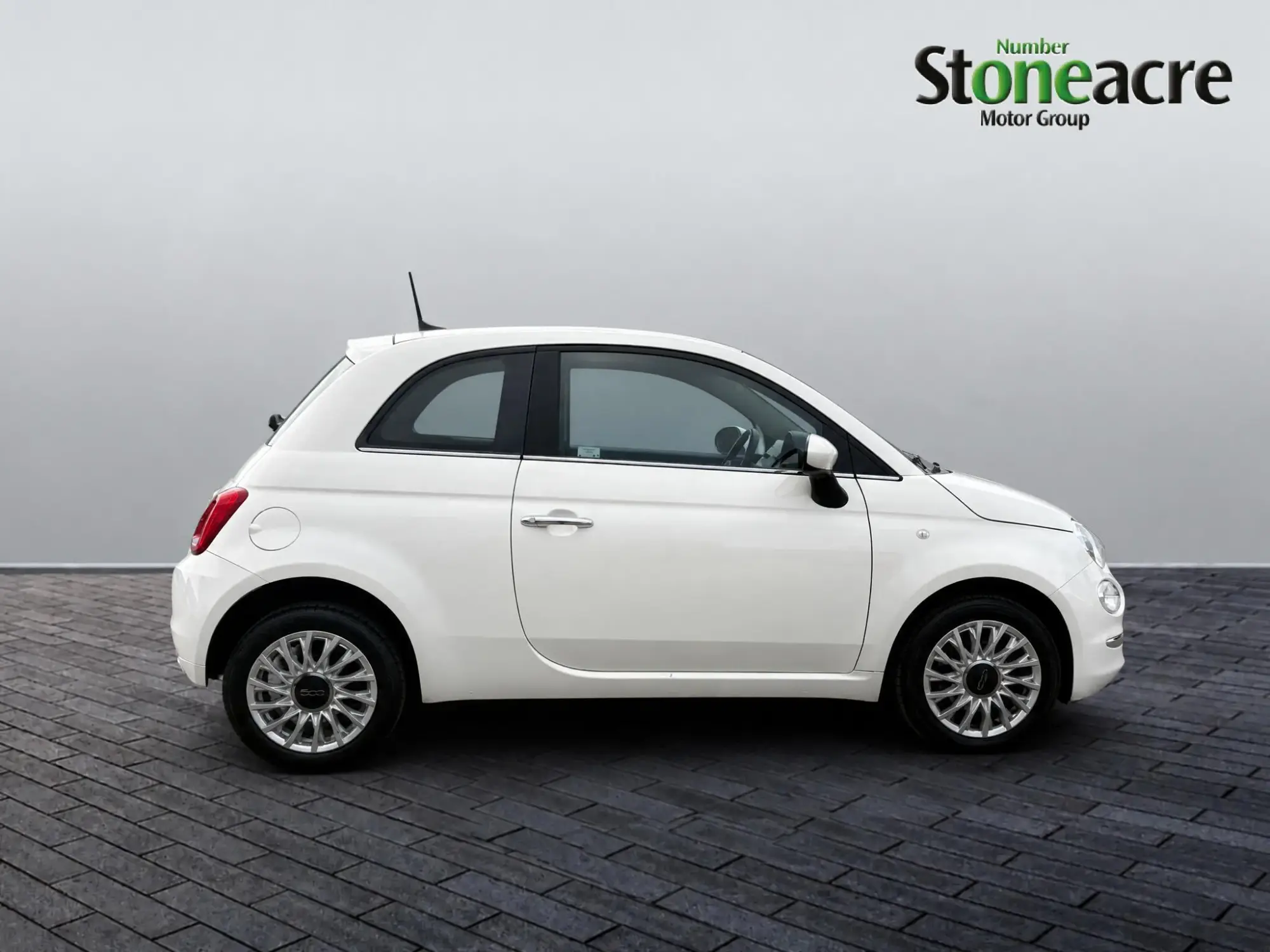 Fiat 500 Hybrid Image 2