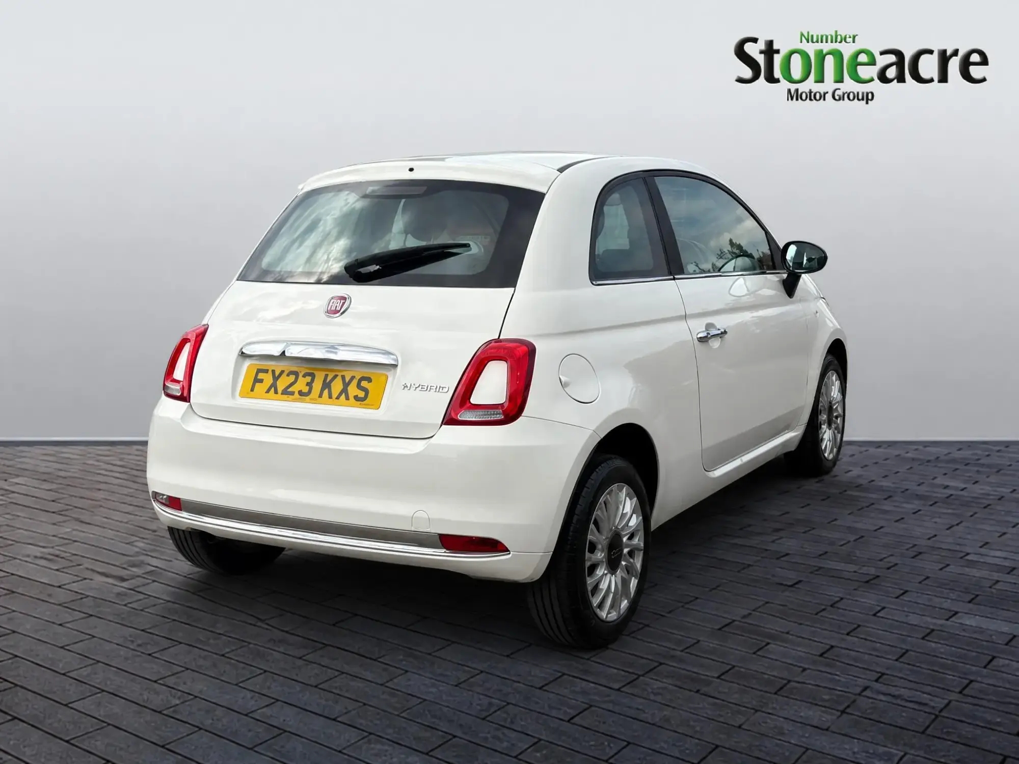 Fiat 500 Hybrid Image 3