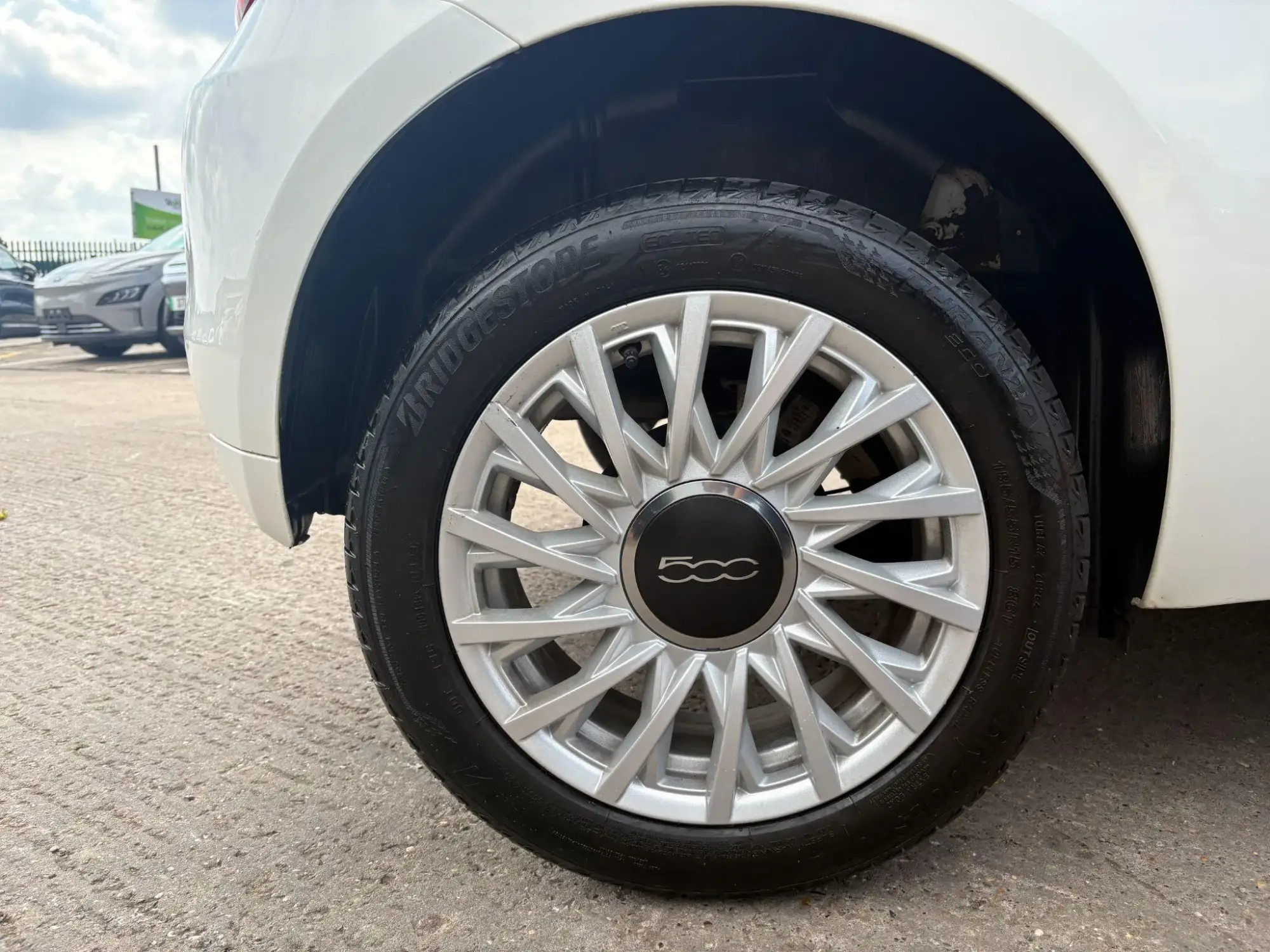 Fiat 500 Hybrid Image 9