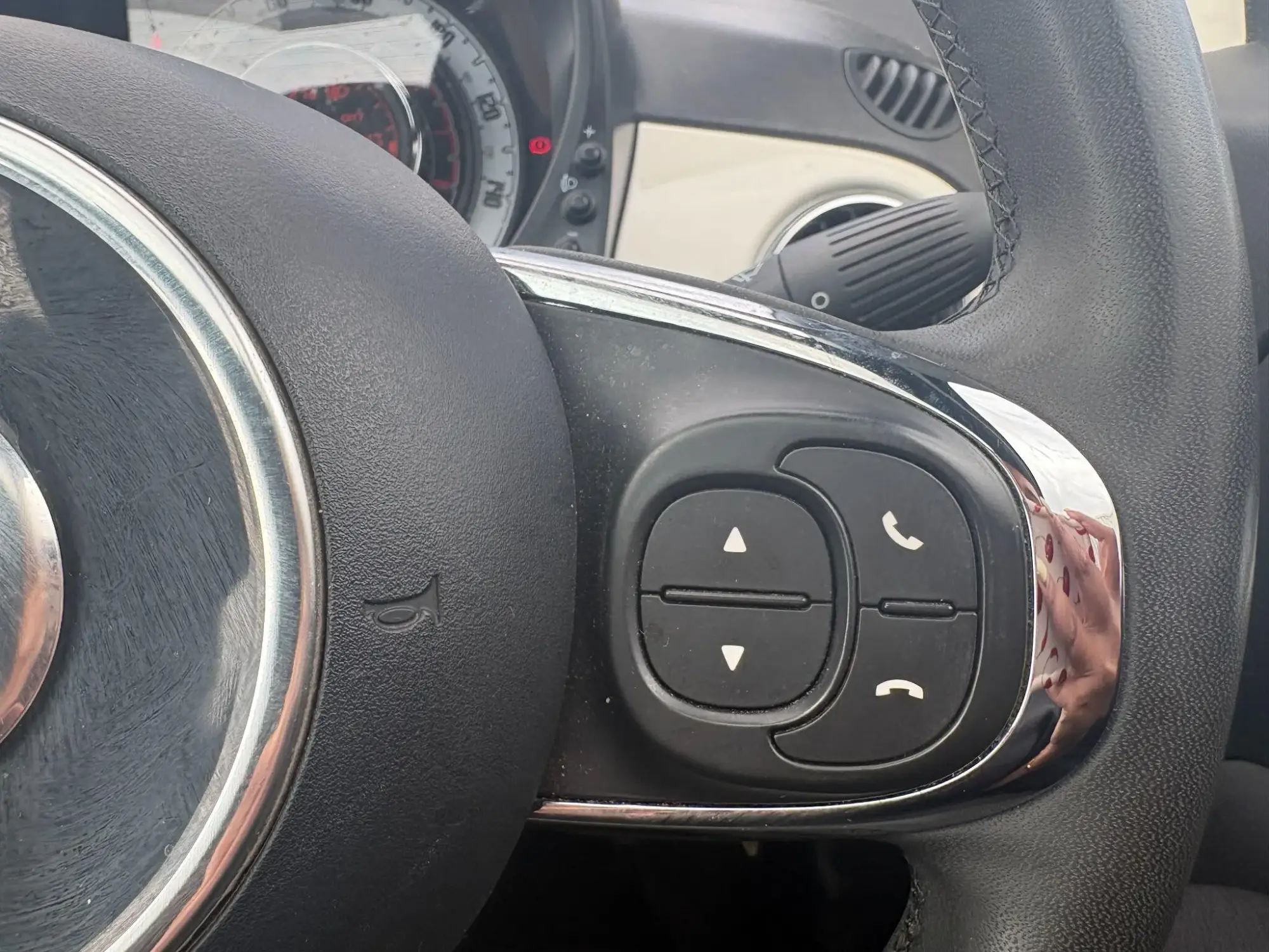 Fiat 500 Hybrid Image 20