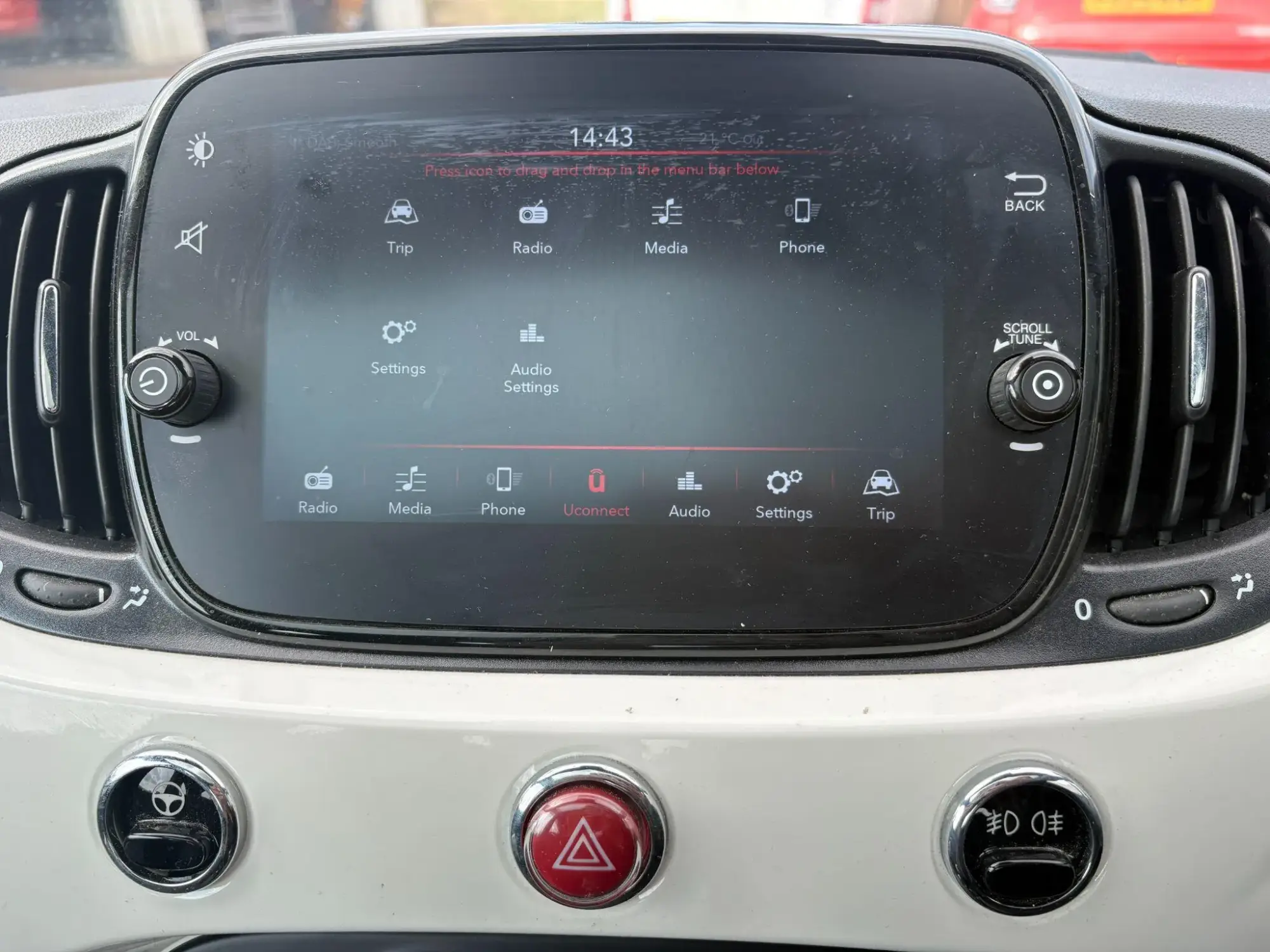 Fiat 500 Hybrid Image 22