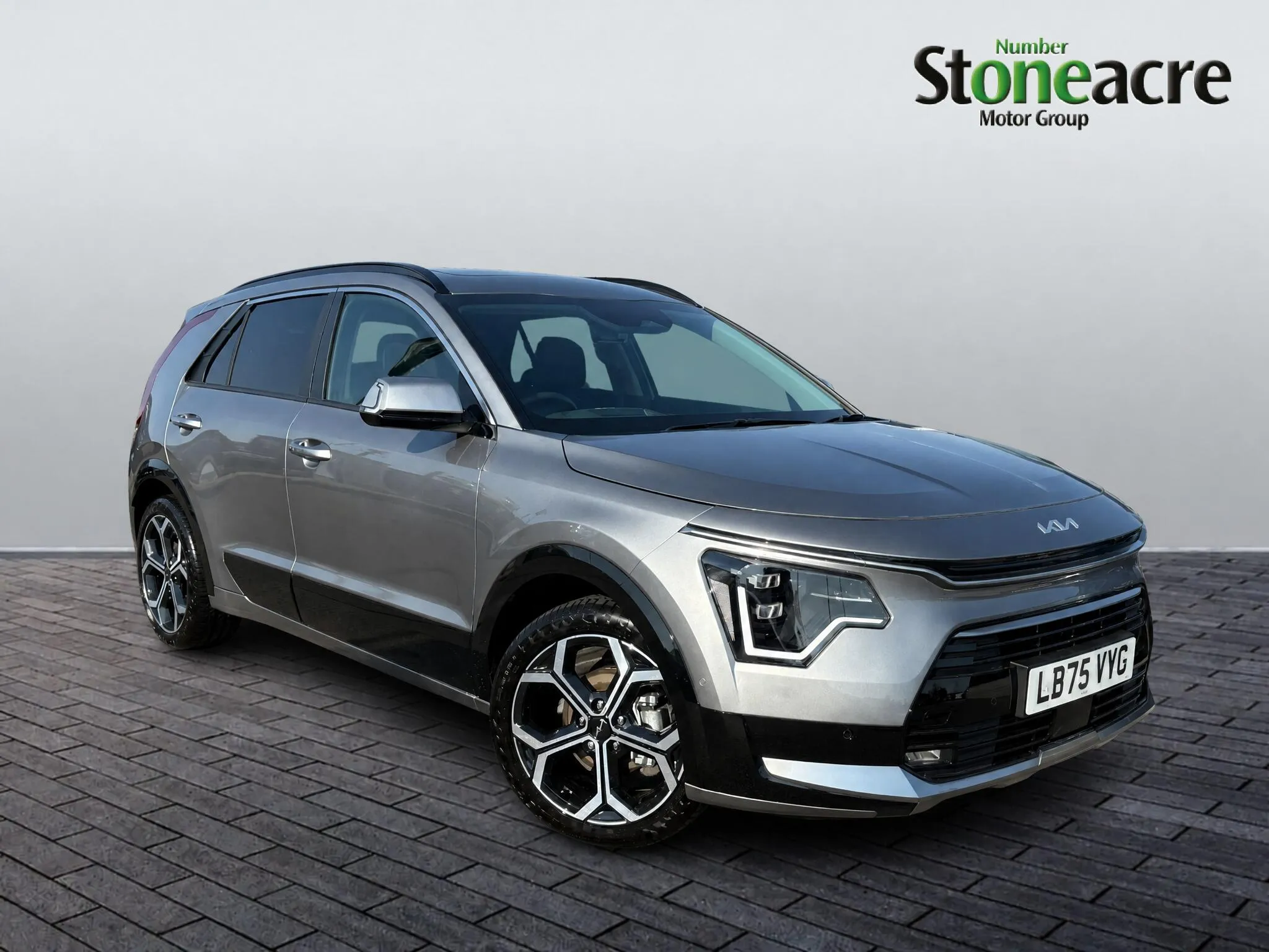 Kia Niro listing photo