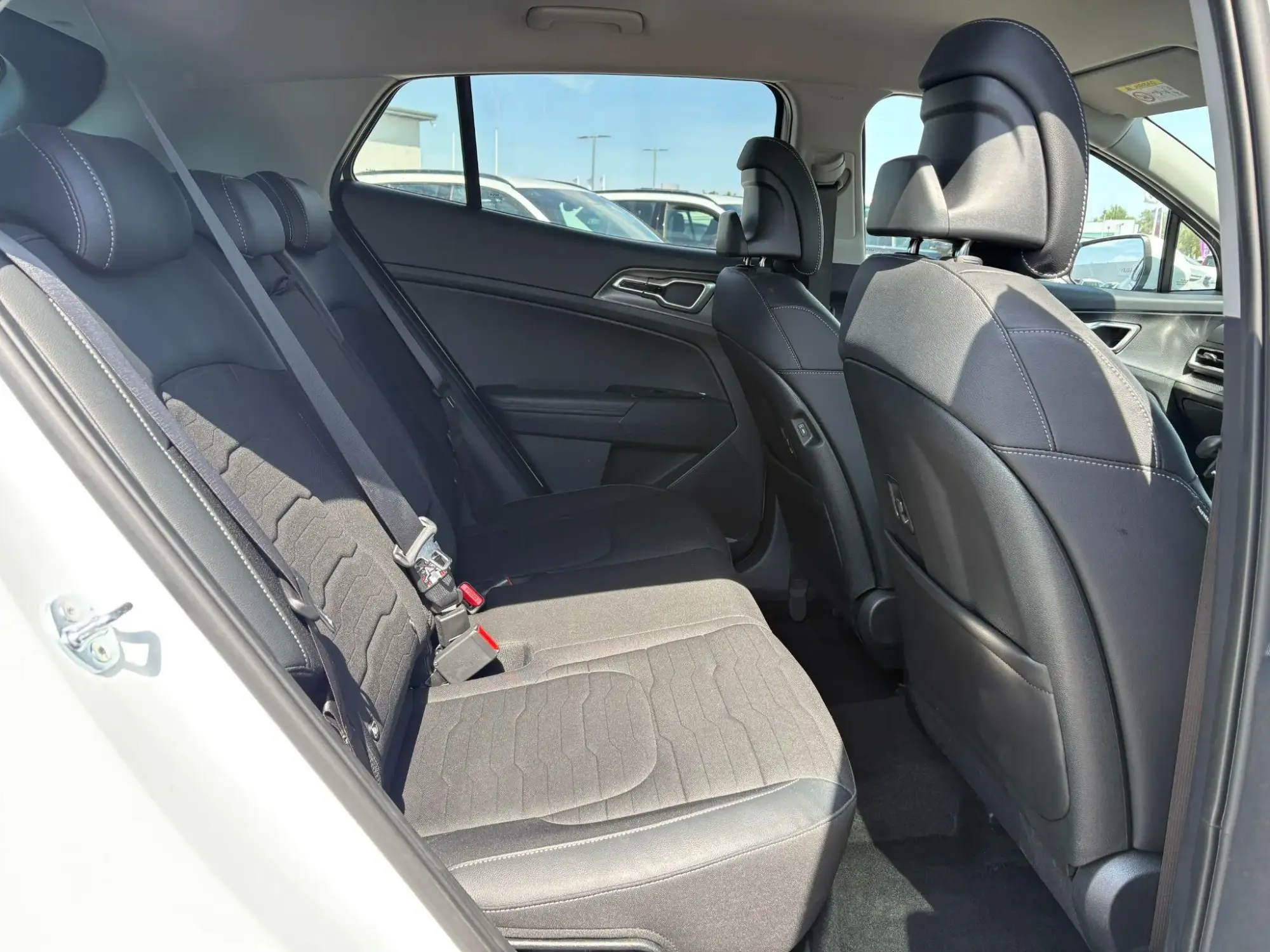 Kia Sportage Image 13