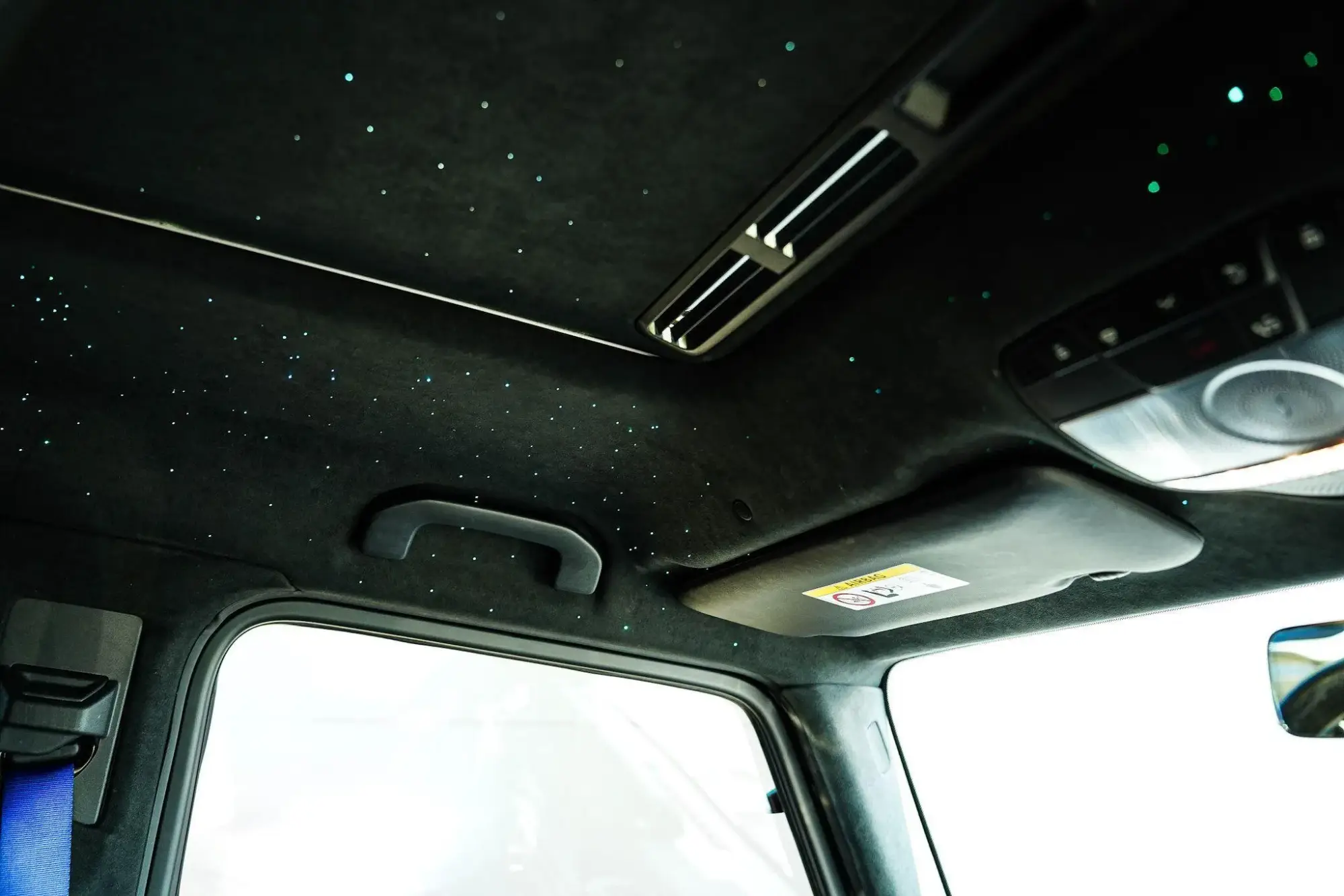 Mercedes-Benz G-Class Image 24 Mercedes-Benz G-Class Image 24