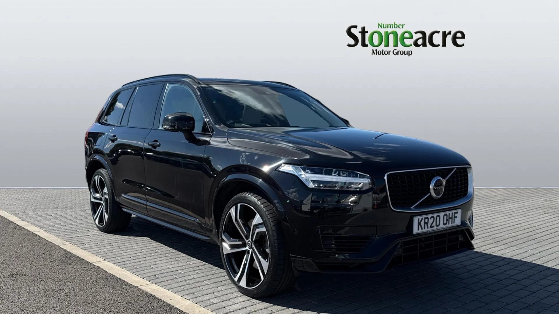 Volvo XC90 listing photo