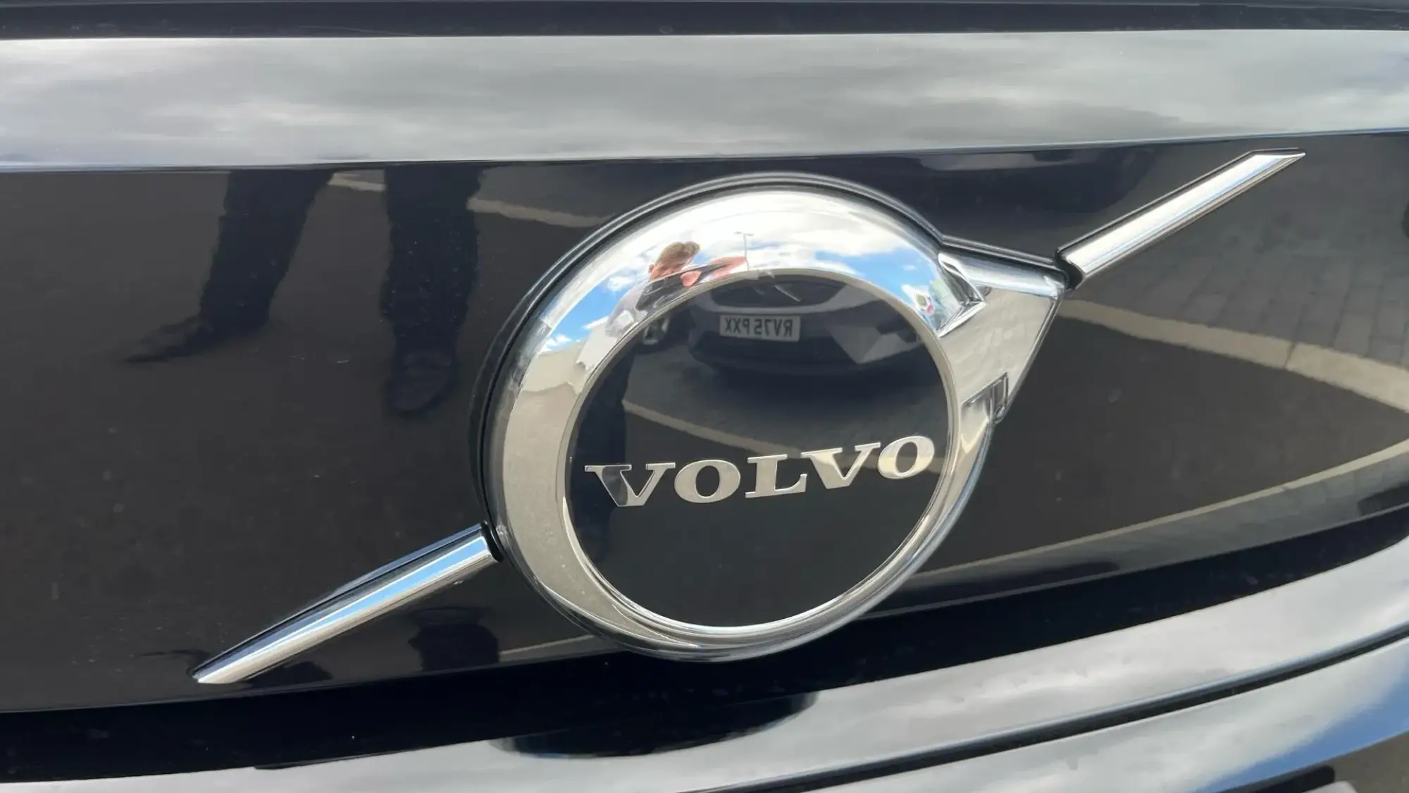 Volvo EX40 Image 45