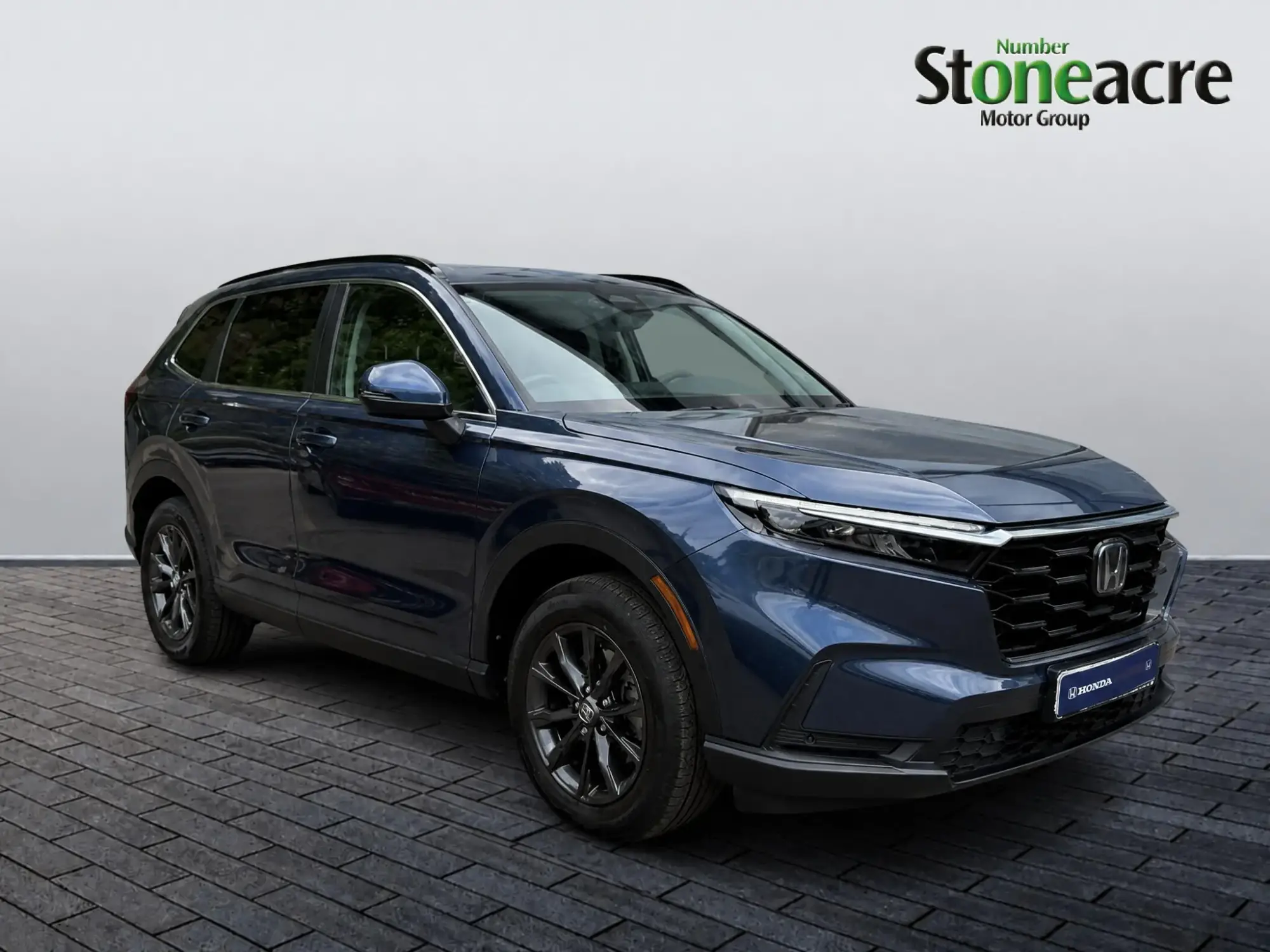 Honda CR-V Hybrid Image 1