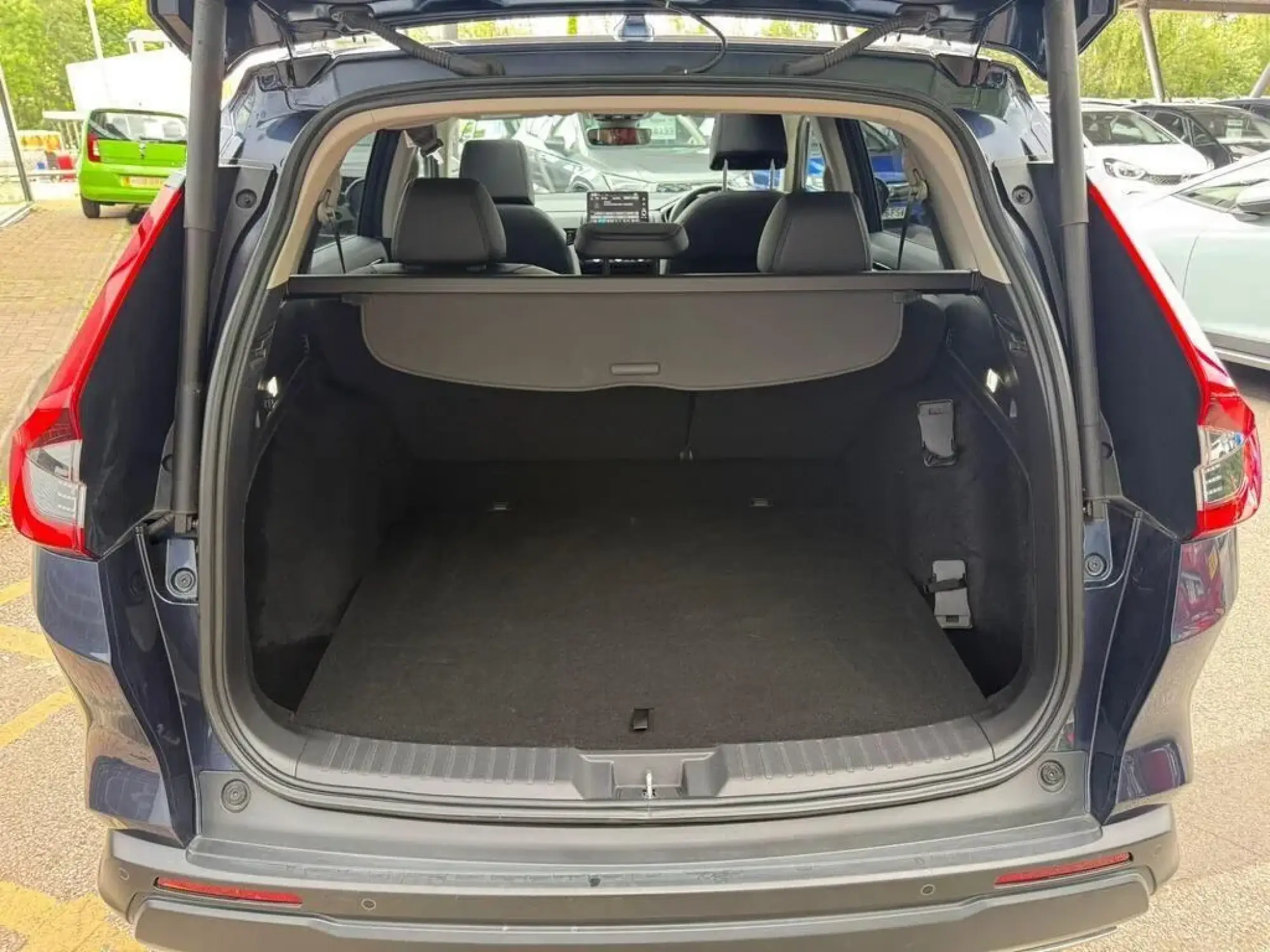 Honda CR-V Hybrid Image 19