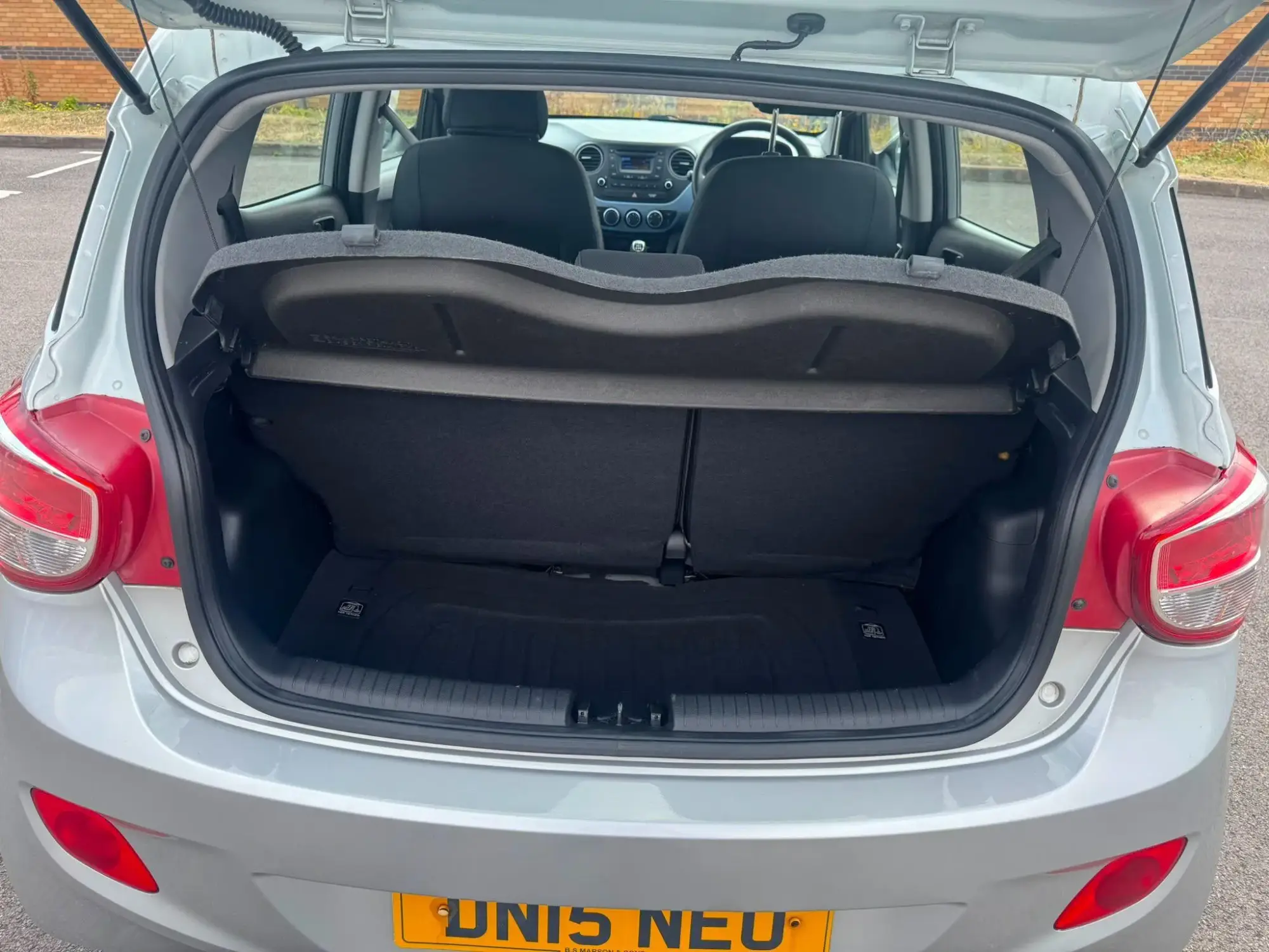 Hyundai i10 Image 21 Hyundai i10 Image 21