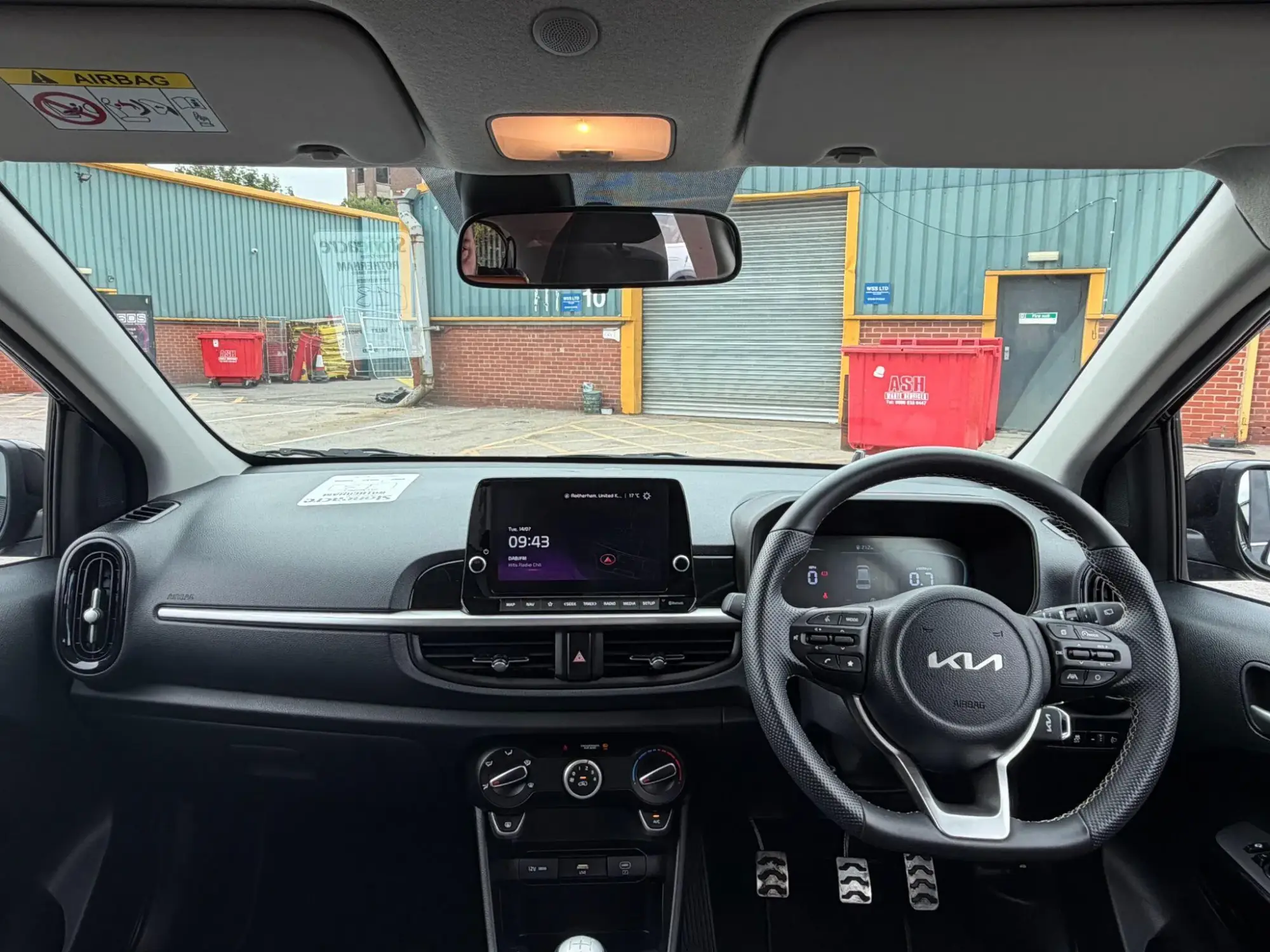 Kia Picanto Image 12