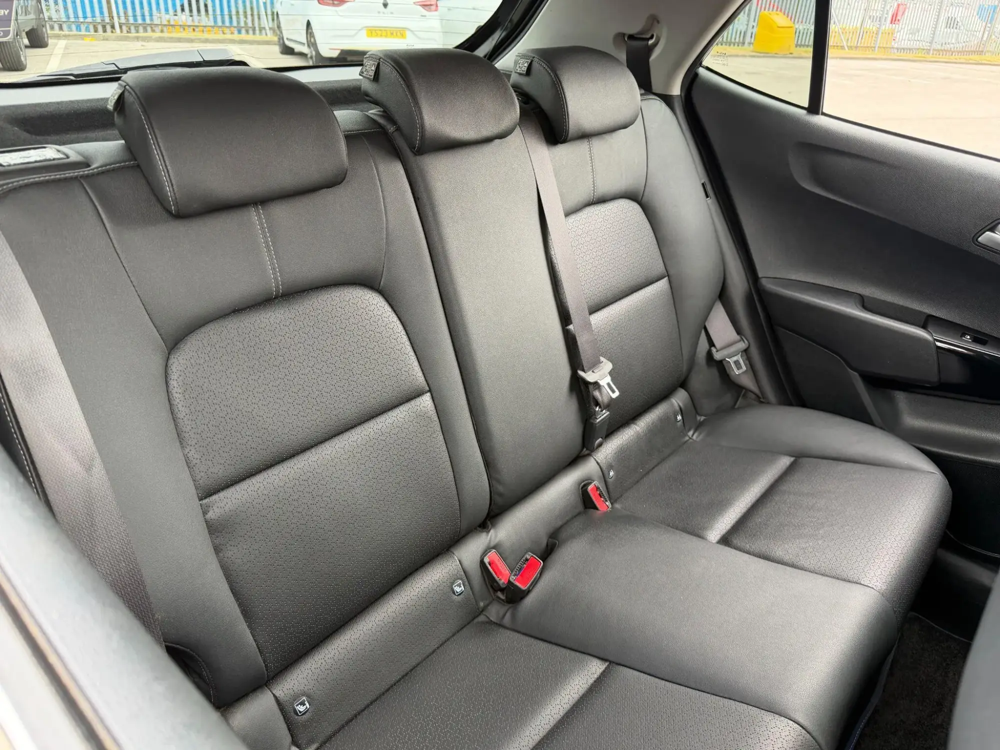 Kia Picanto Image 16