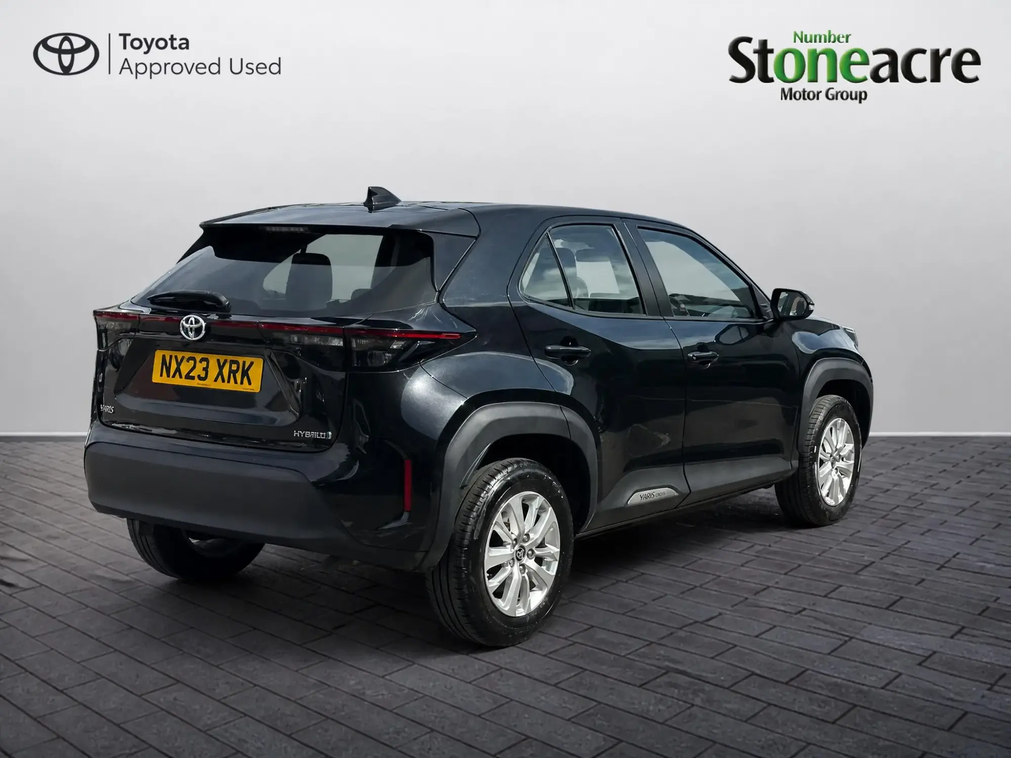 Toyota Yaris Cross 1.5 VVT-h Icon SUV 5dr Petrol Hybrid E-CVT Euro 6 (s/s) (116 ps) NX23XRK Image 2