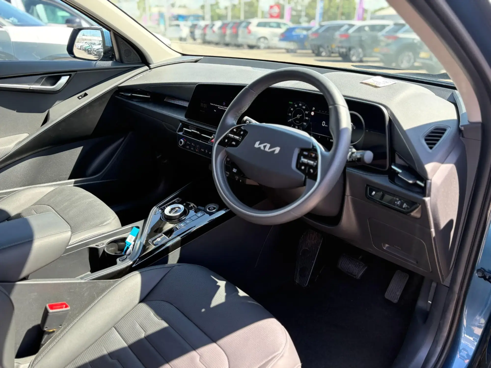Kia Niro Image 9 Kia Niro Image 9