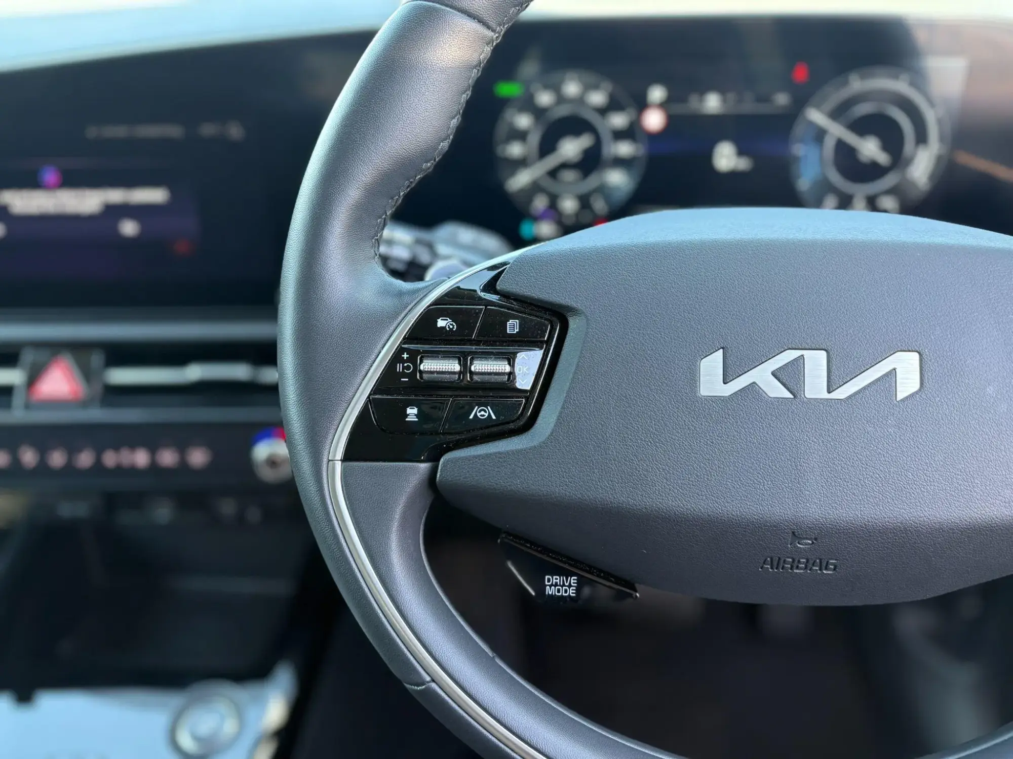 Kia Niro Image 16 Kia Niro Image 16