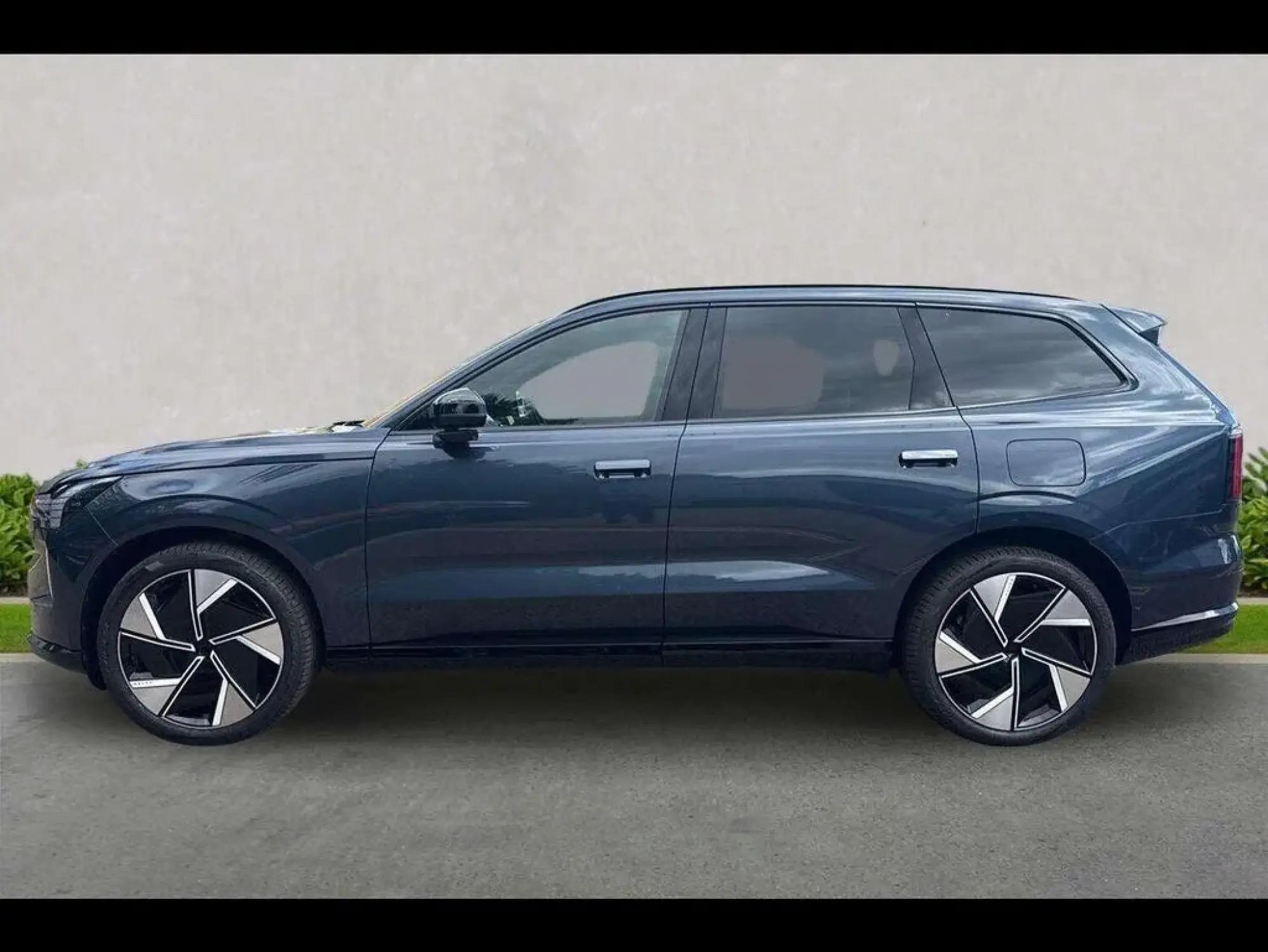 Volvo EX90 Image 57