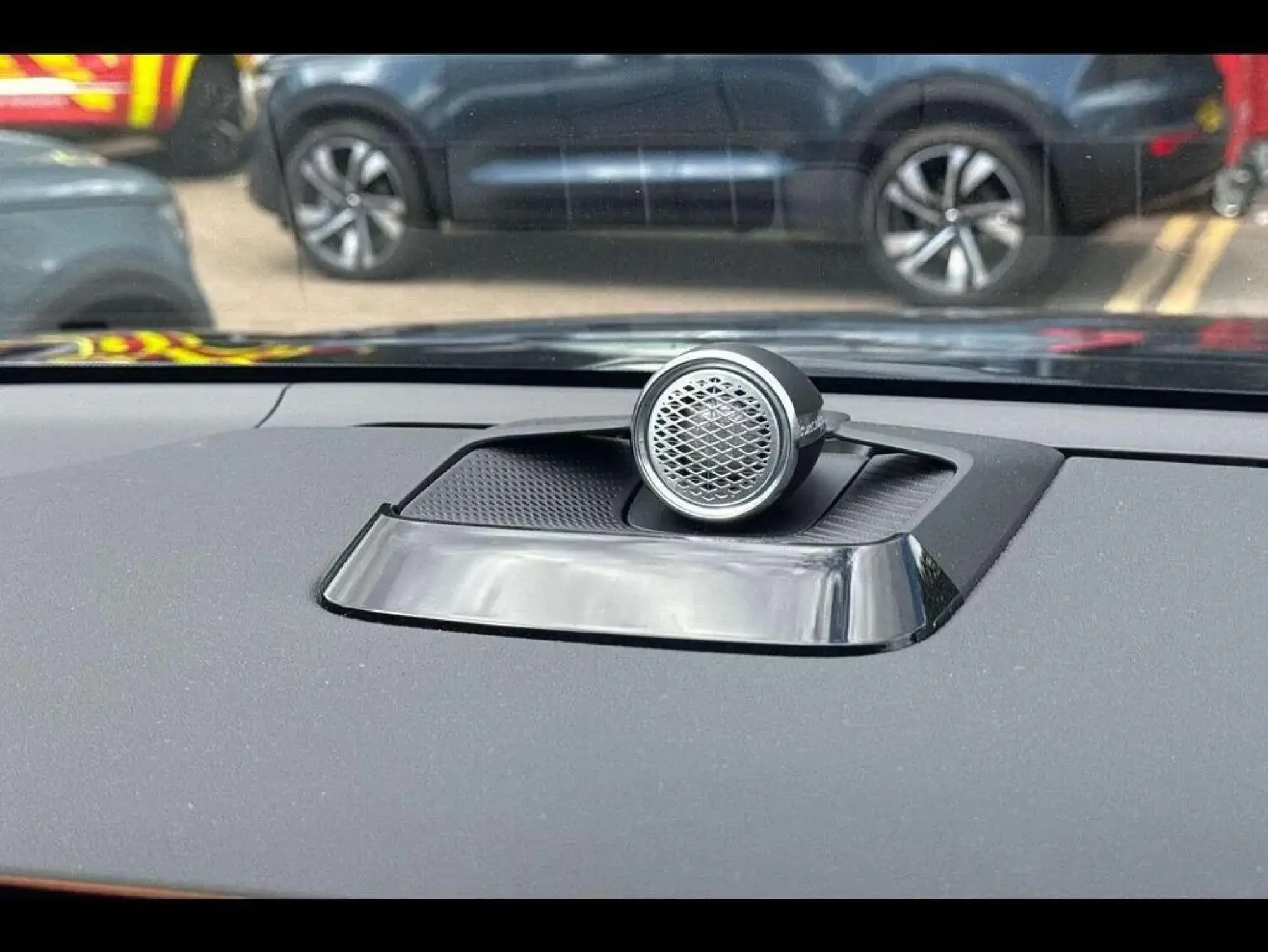 Volvo EX90 Image 63