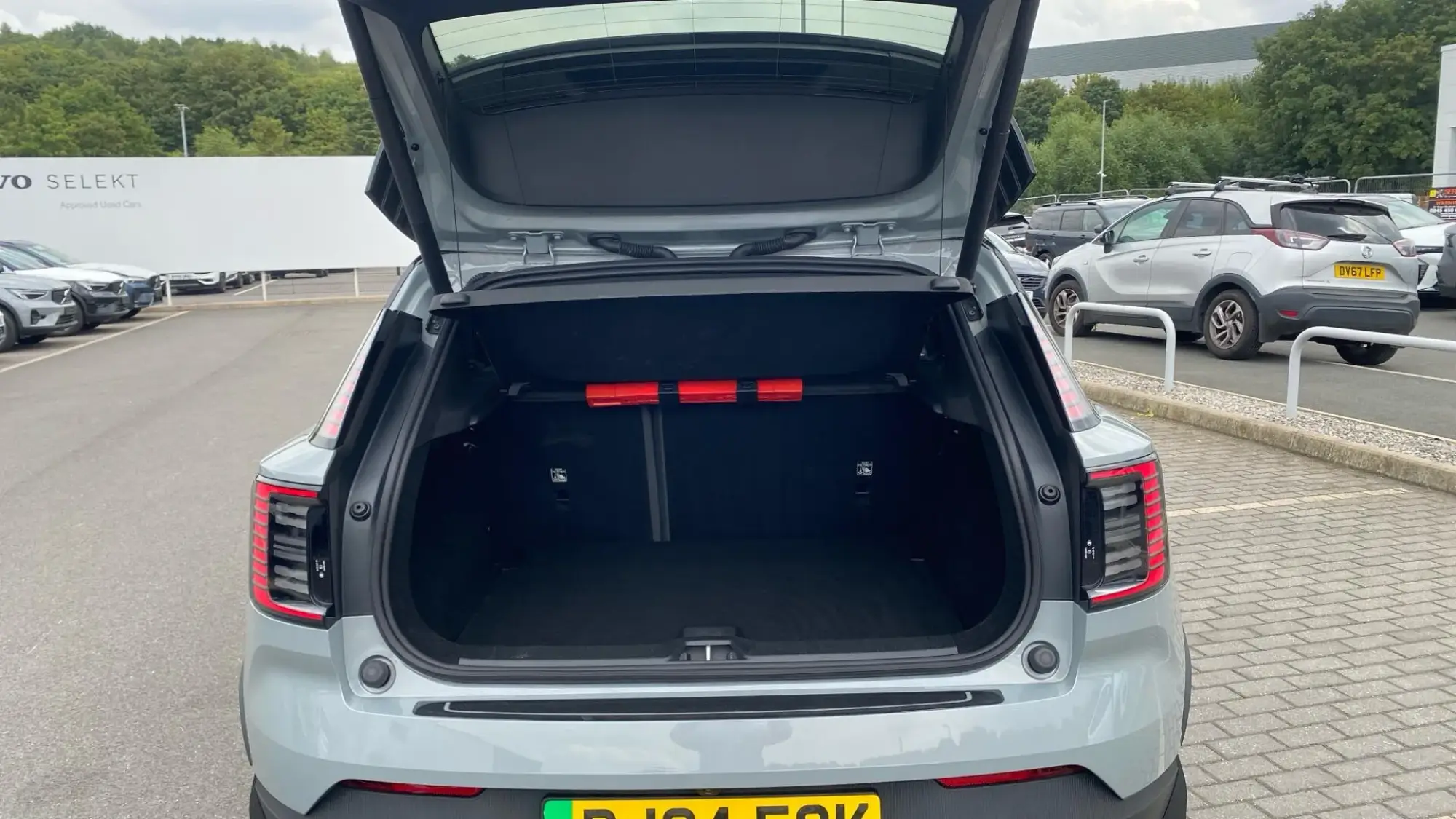 Volvo EX30 Image 34