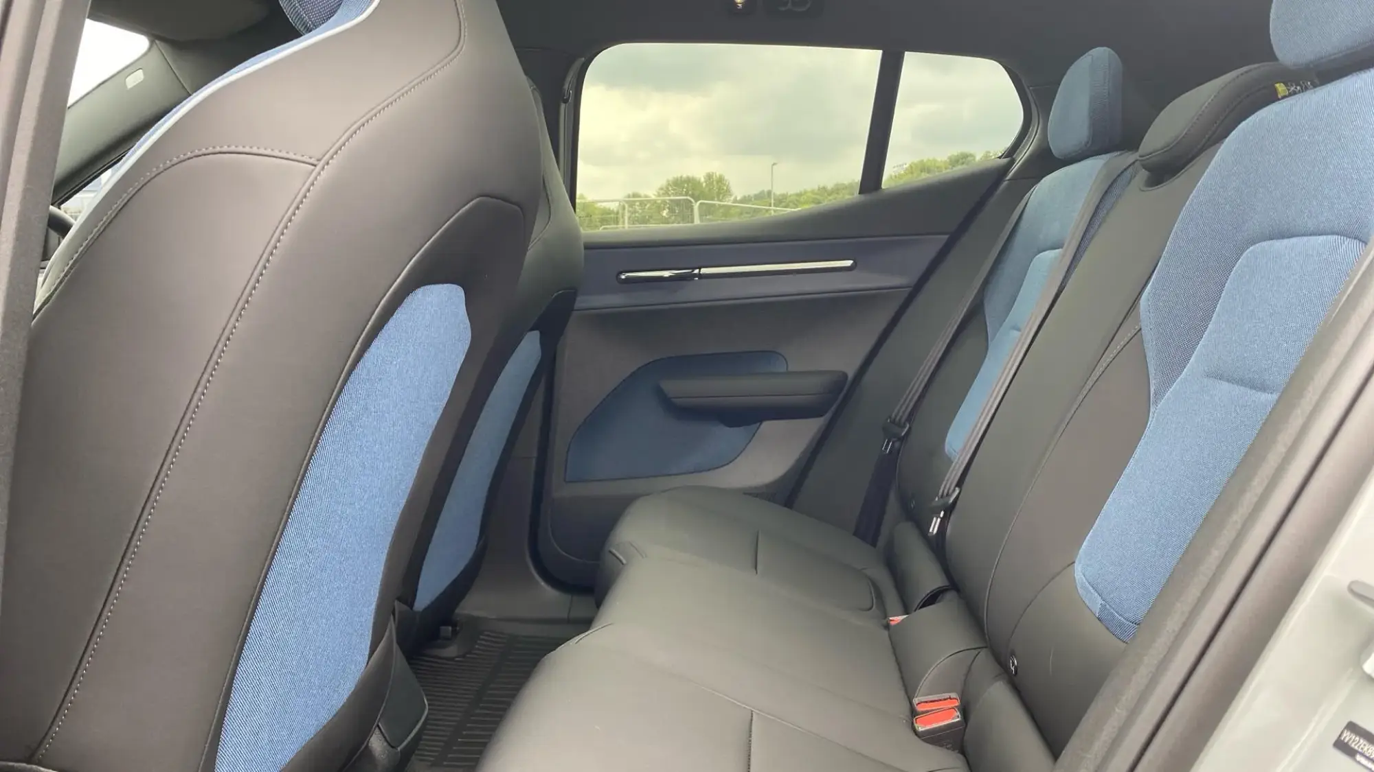 Volvo EX30 Image 14