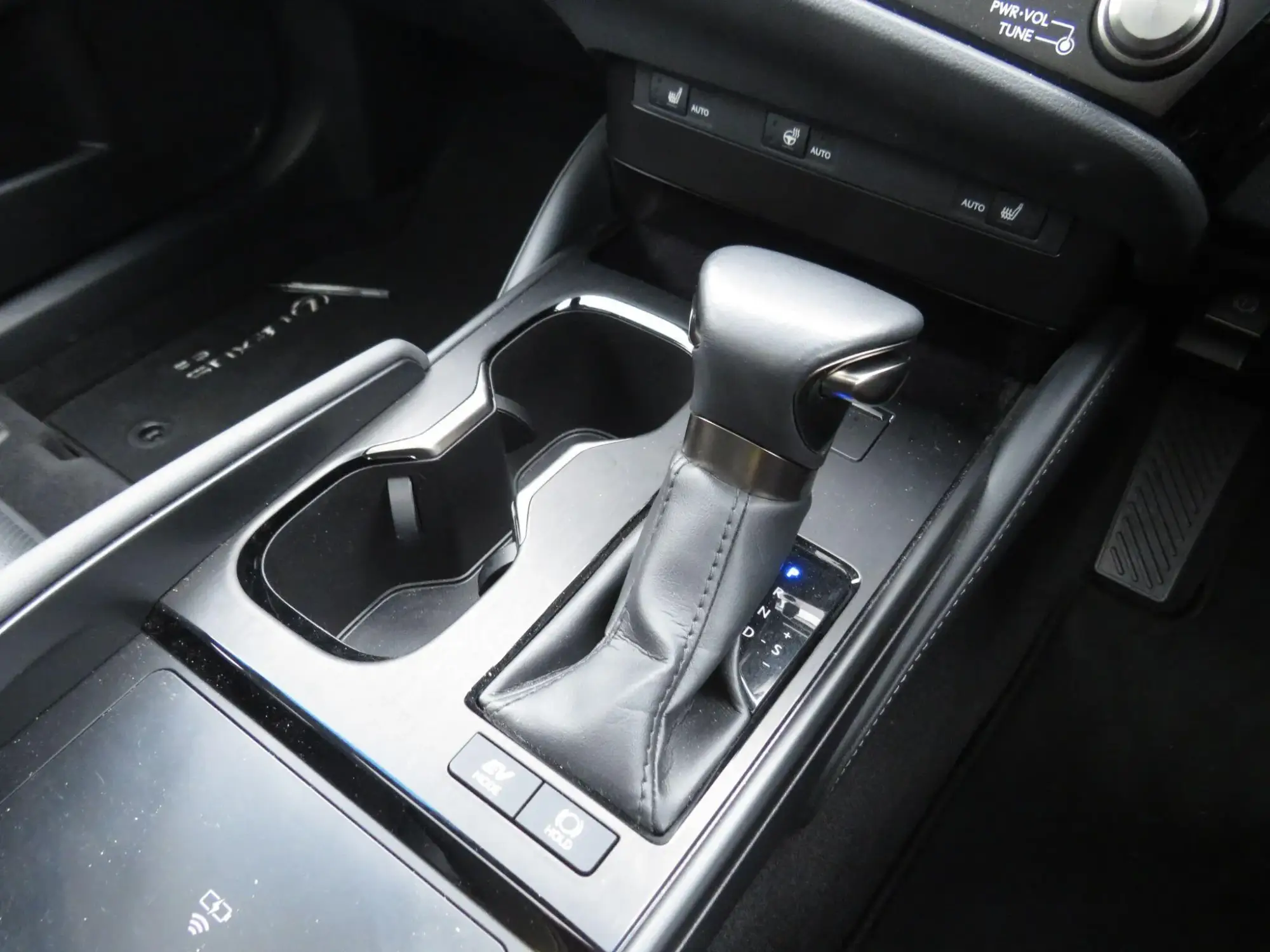 Lexus ES Image 15 Lexus ES Image 15